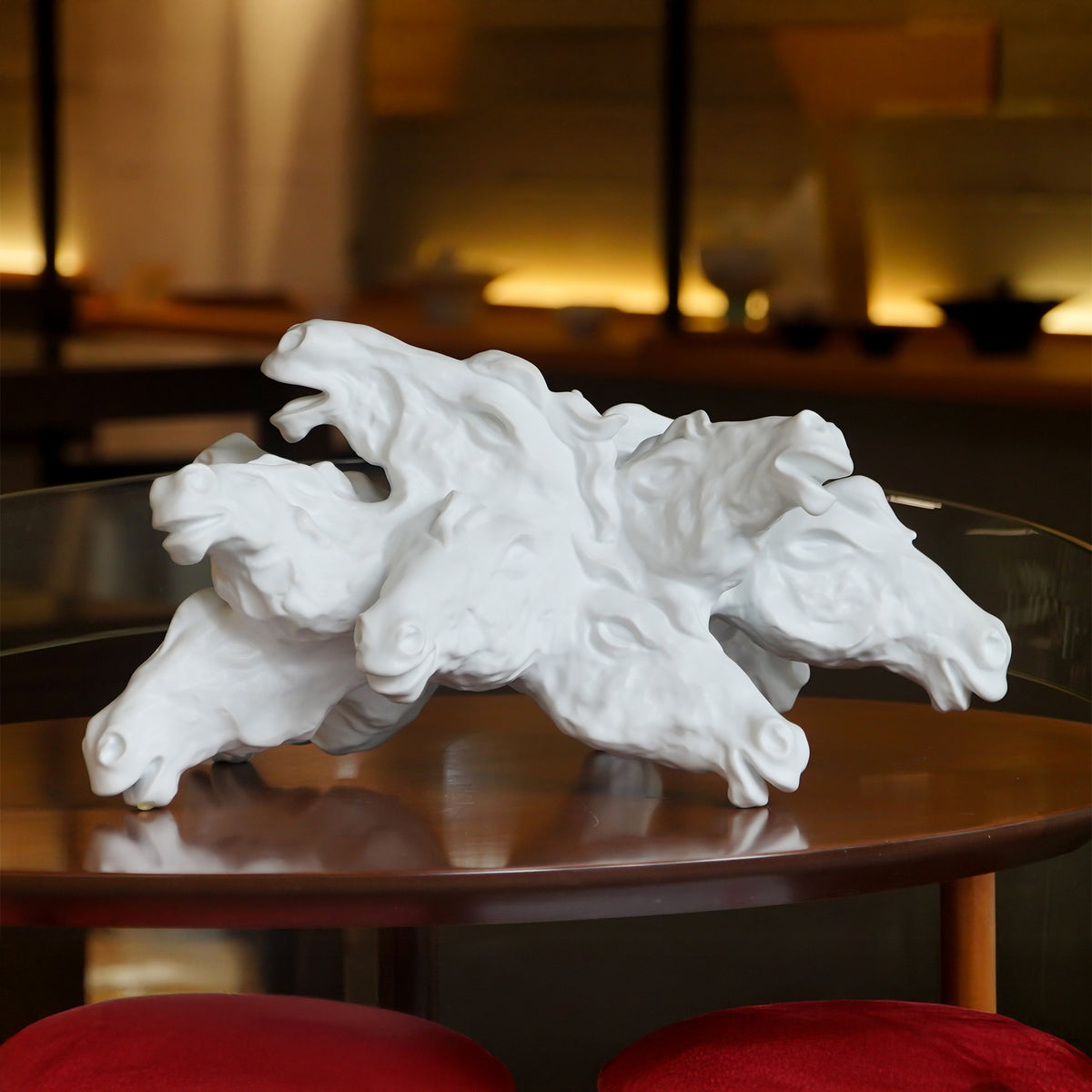 《千軍萬馬》作為開業賀禮或升遷禮物,代表團結一致與宏圖大展
“Horse Army” as a gift for promotions or grand openings, representing unity and success.