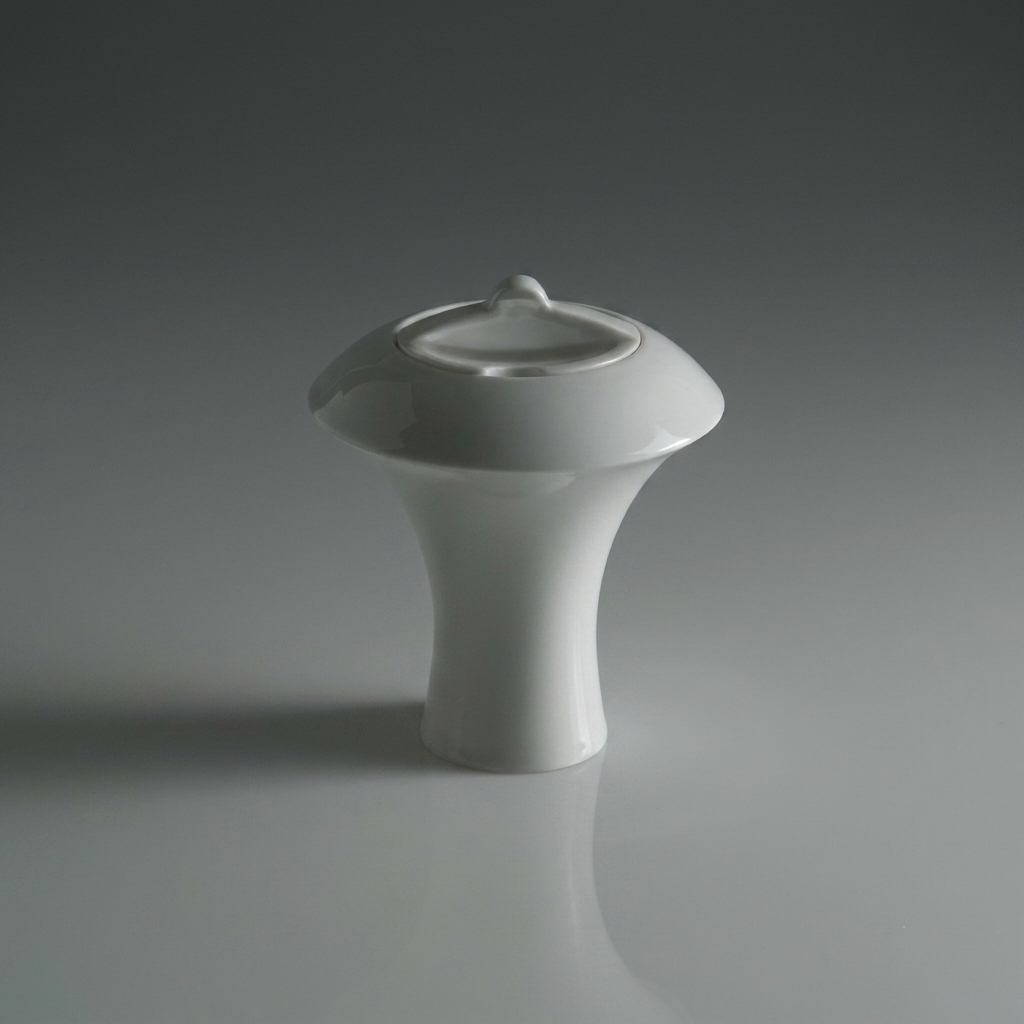 八方新氣 杯具 明月 杯子 陶瓷杯 咖啡杯 造形杯 茶具 茶器 居家生活