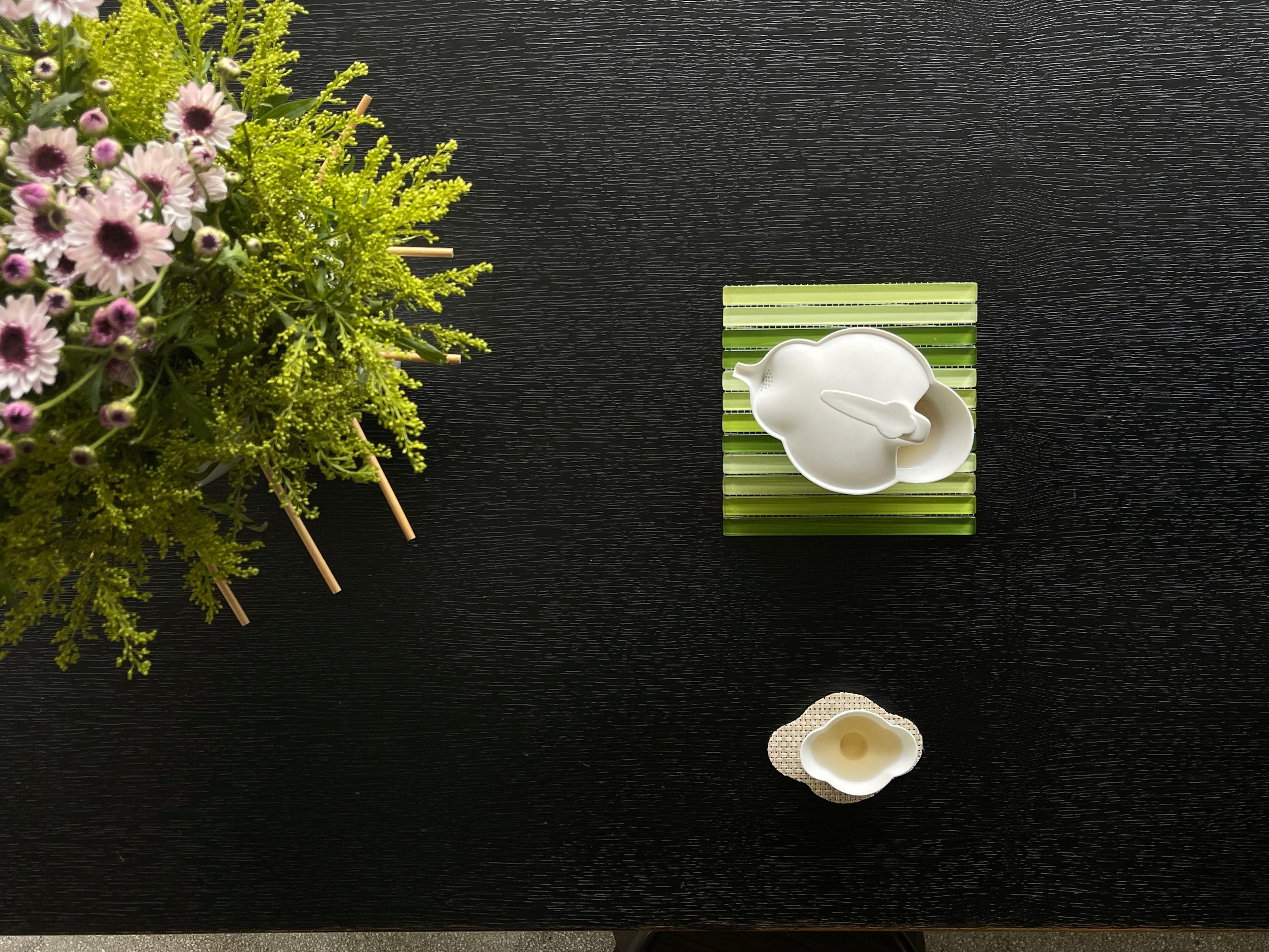 王俠軍《簡愛》白瓷茶具設計,現代茶藝代表作品