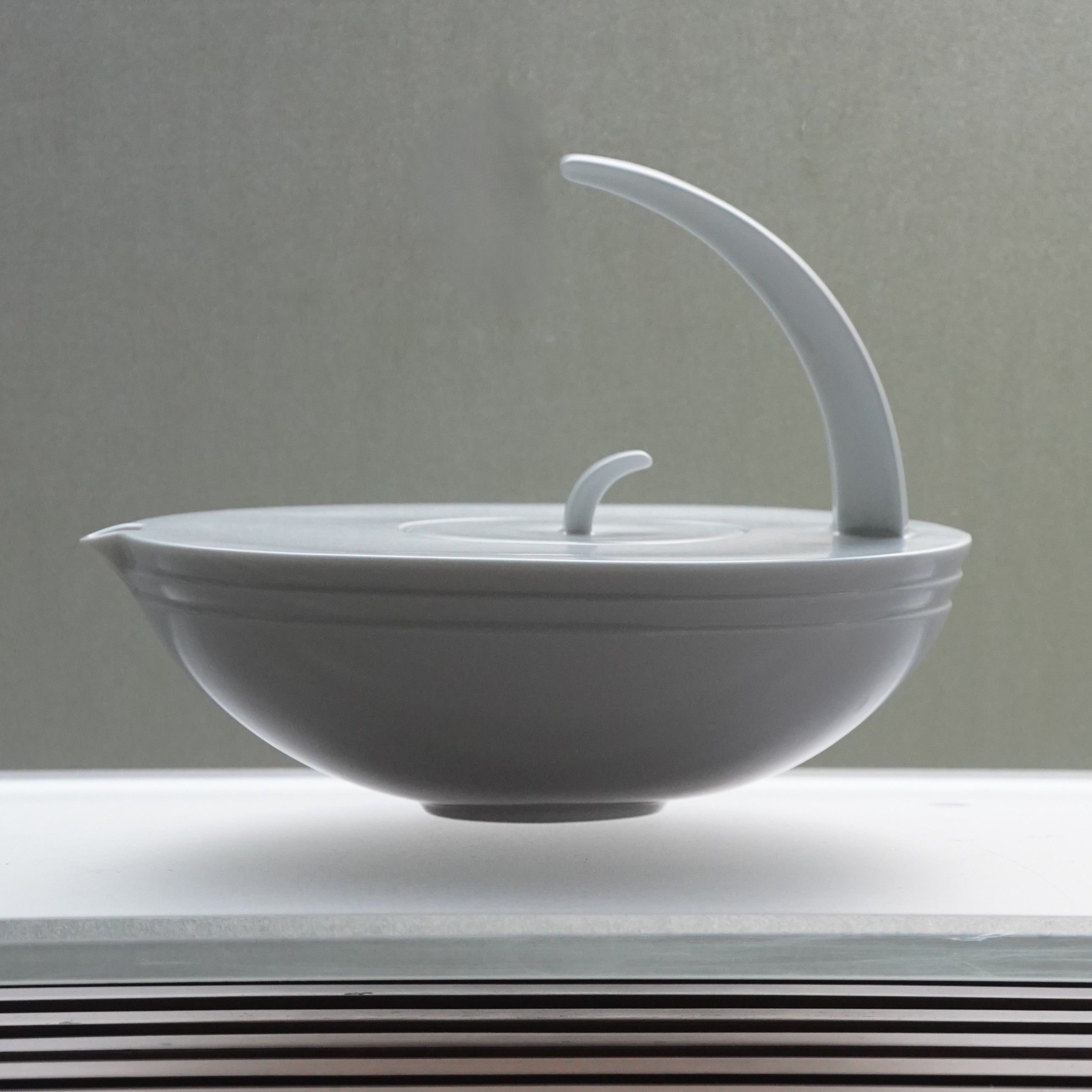 八方新氣 風水 咖啡杯 茶杯 瓷器 杯子 亮面 白色 浪花 把手 茶具 茶器 造形杯 杯子款式