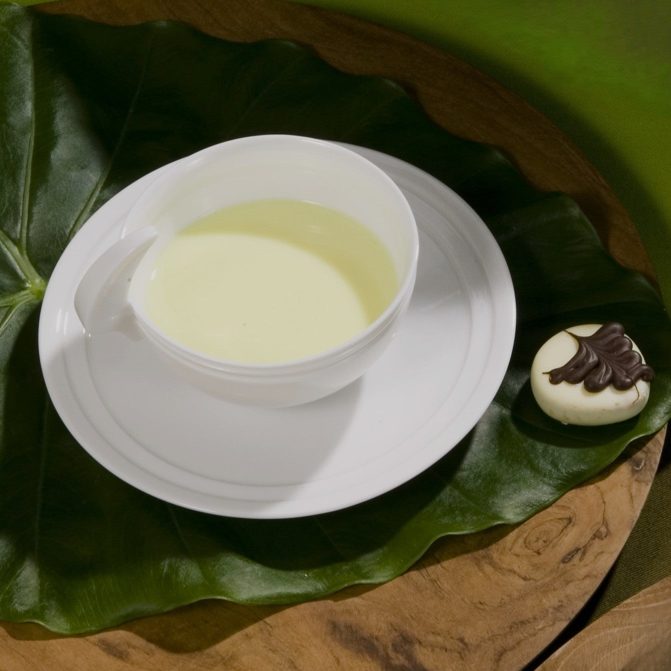 風水 八方新氣 杯盤組 白瓷 造形杯組 咖啡杯
