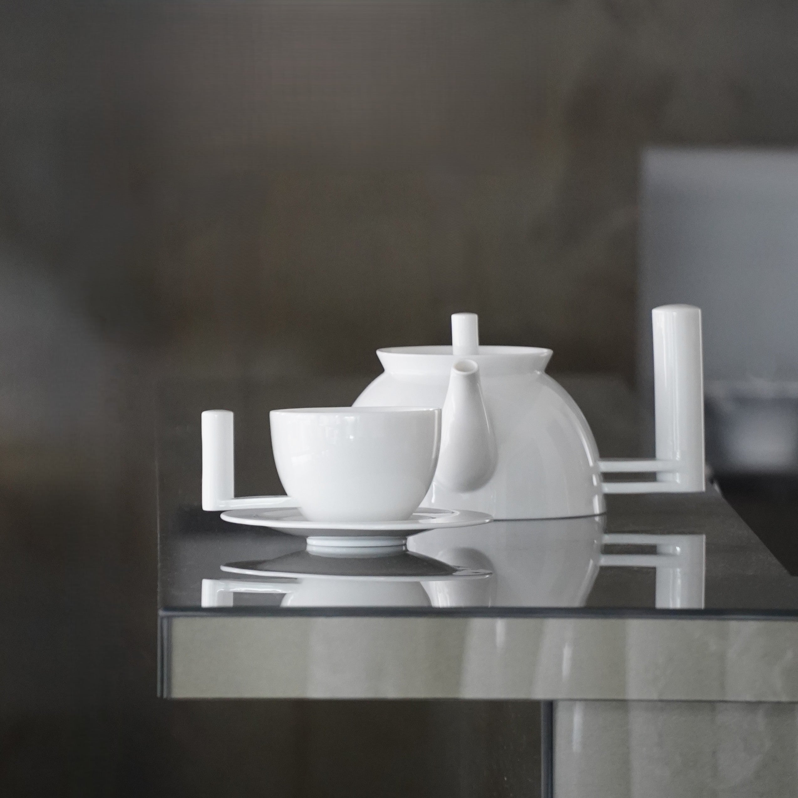 八方新氣 靜思 咖啡杯 茶杯 瓷器 杯子 亮面 白色 茶具 茶器 把手 造形杯 杯子款式