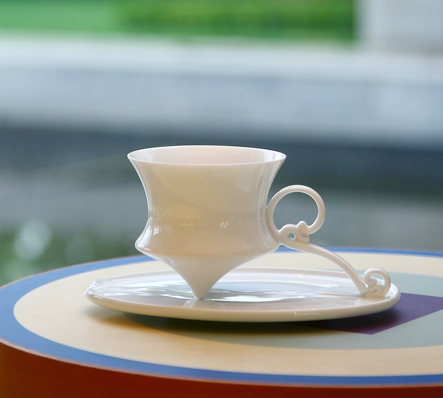 風影杯盤組搭配茶或咖啡使用情境照