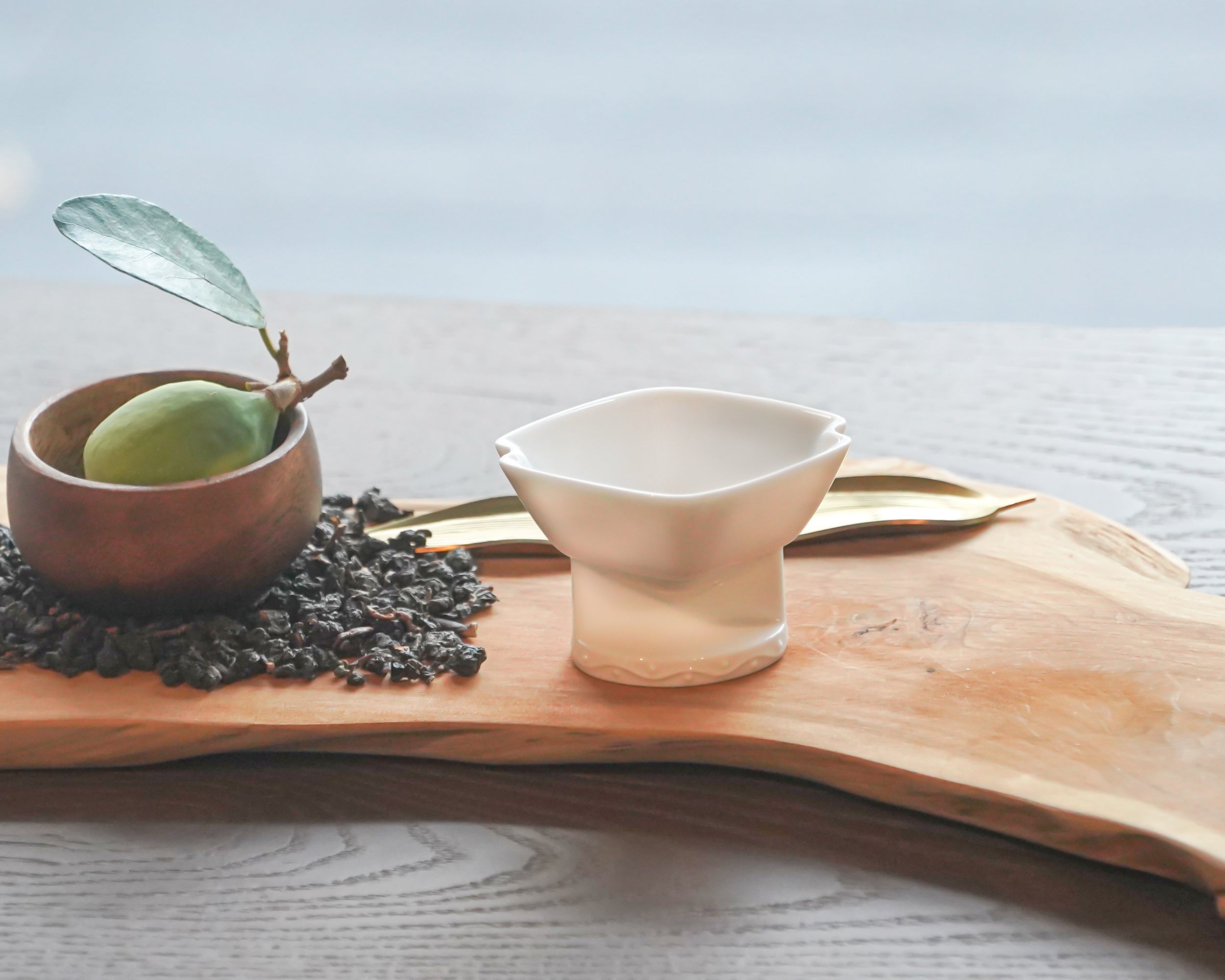 王俠軍設計花祭茶杯