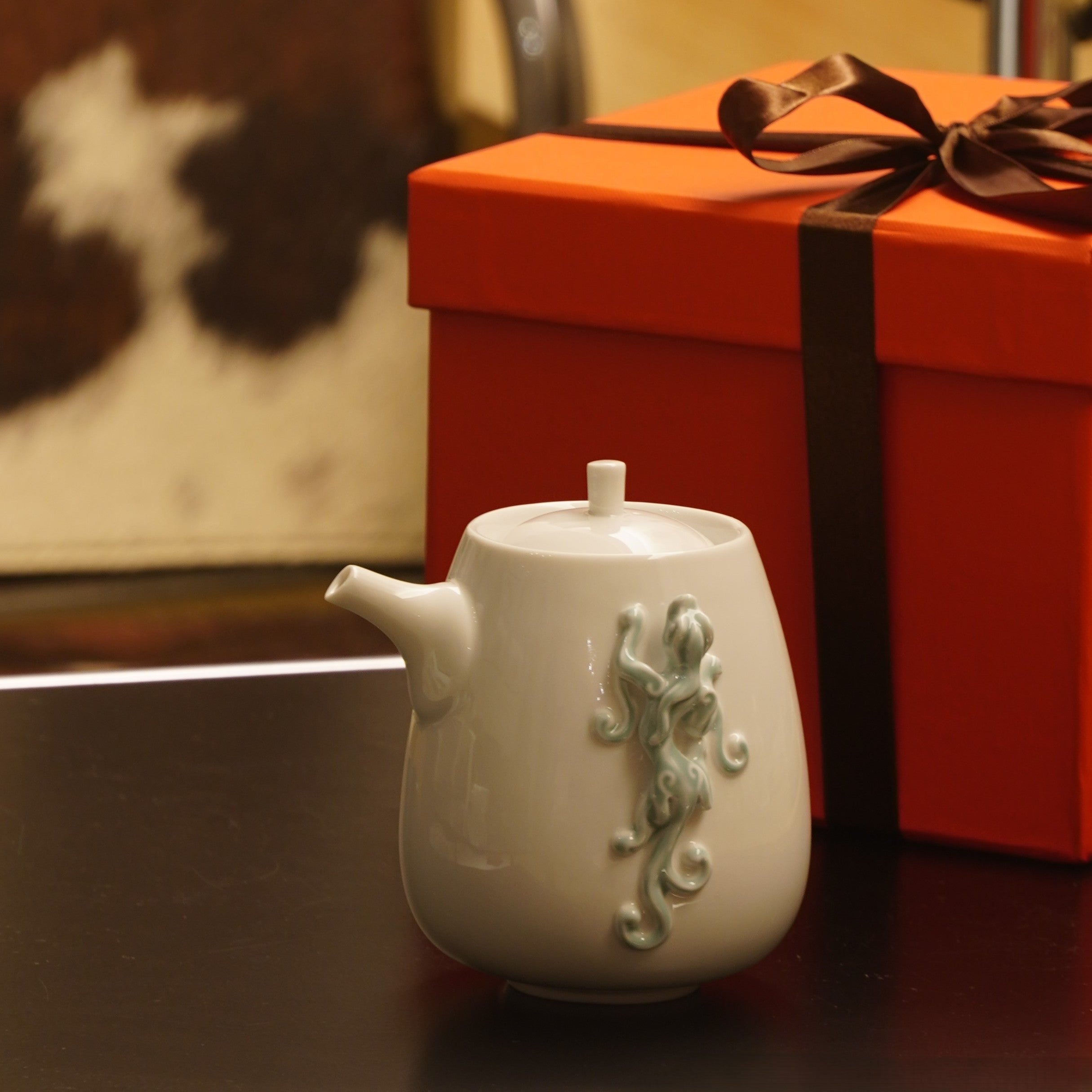 白瓷茶壺 登高 螭吻意象 居家美學 茶具 圓潤壺身造型形 送禮