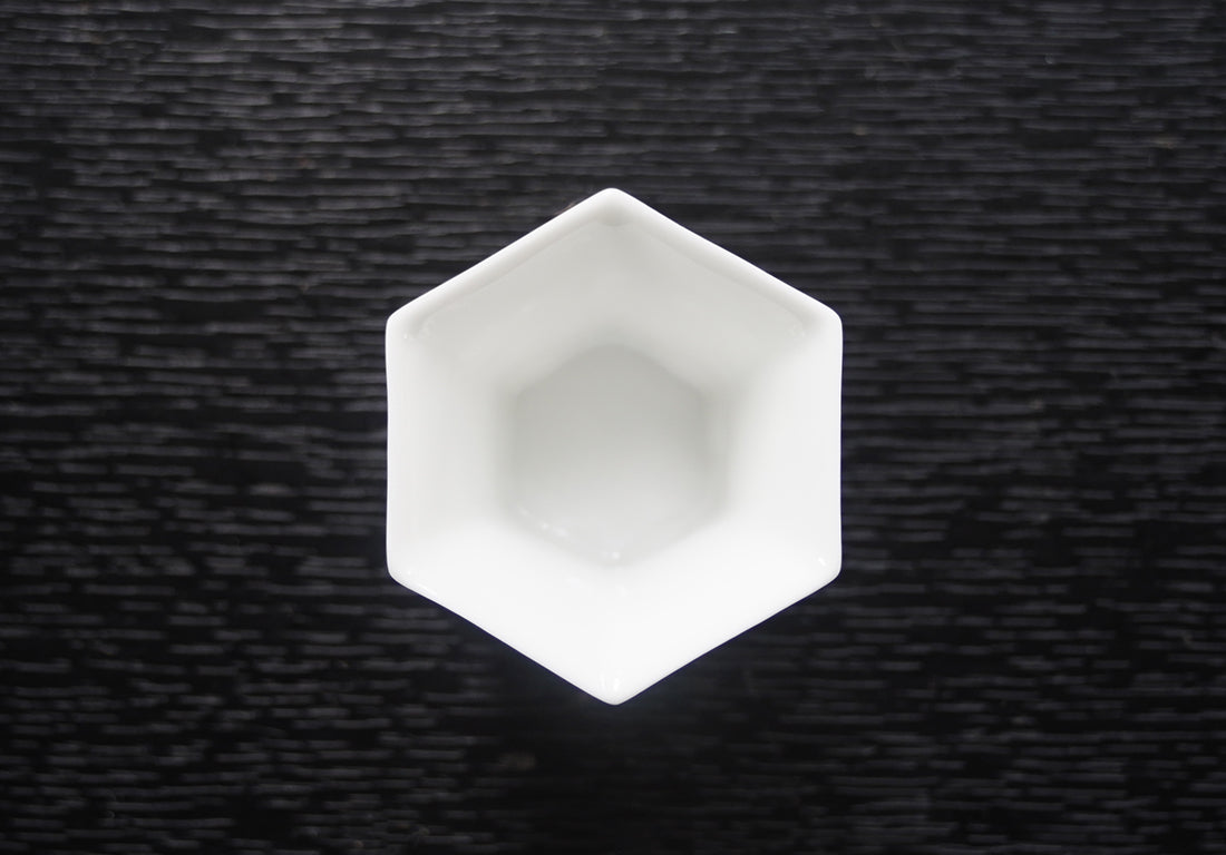 四季豐登系列冬昇長春茶杯俯瞰 六角造型 適合飲茶與飲酒