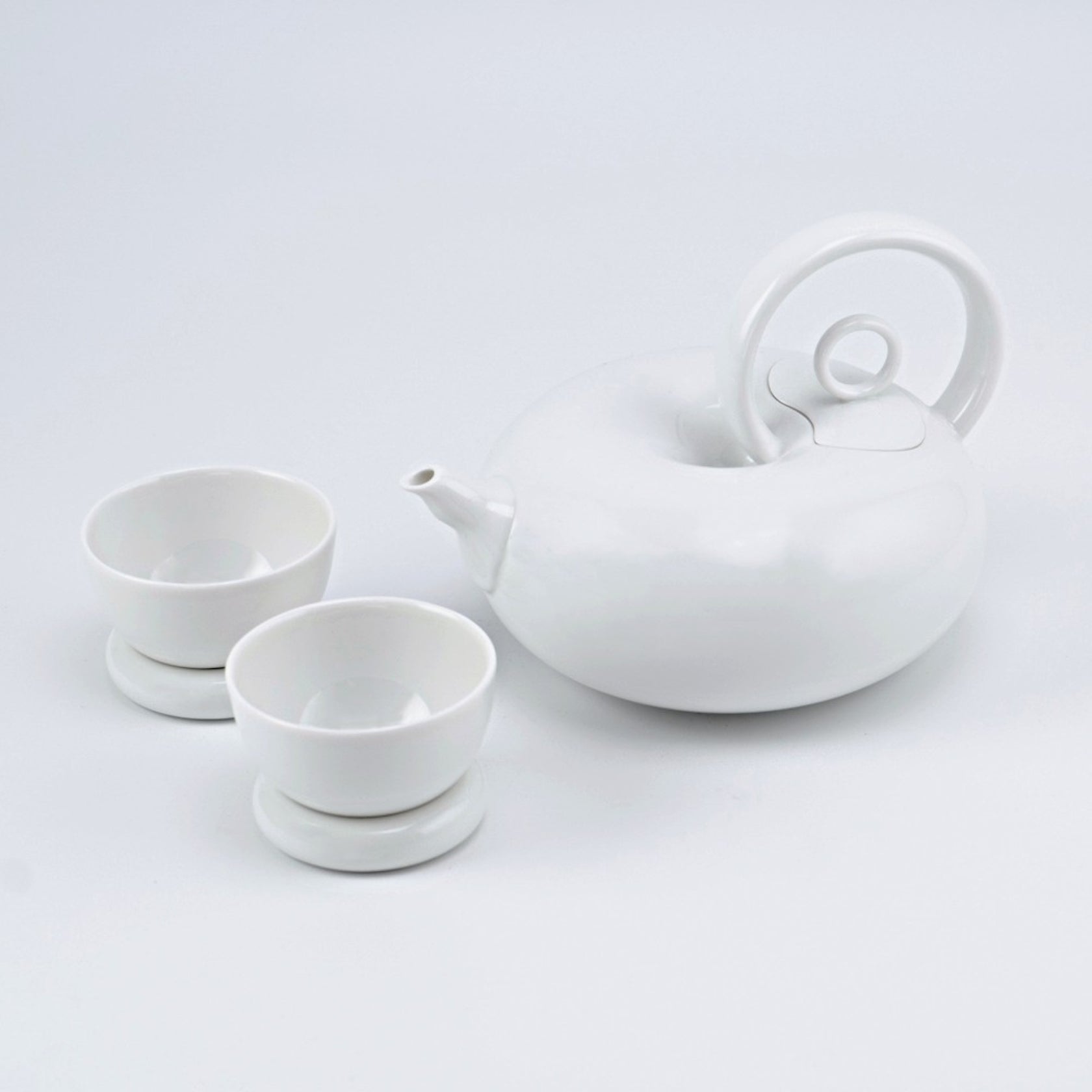 圓好夢 廚房餐桌 茶杯 茶壺 杯壺 荼具 白瓷 王俠軍 八方新氣