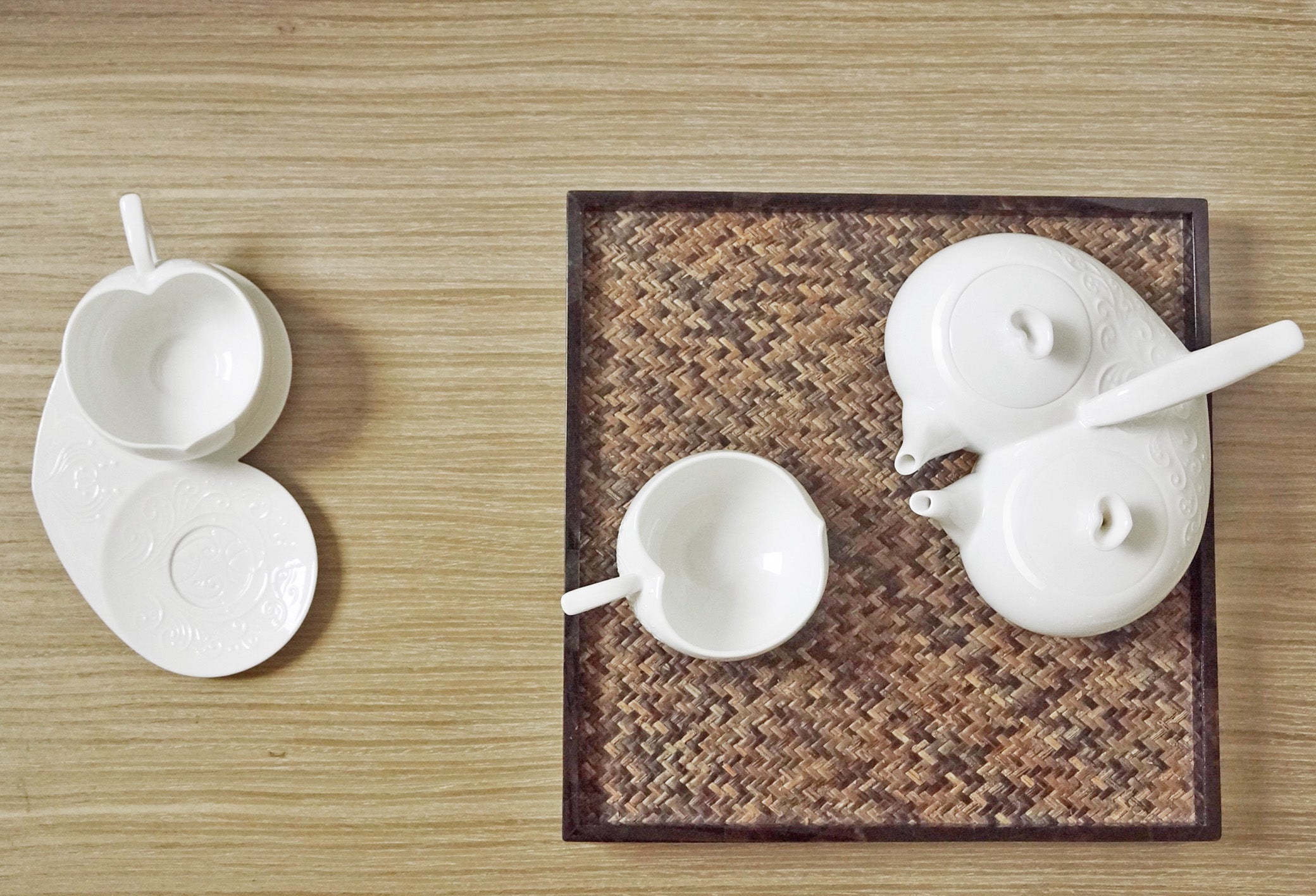 一心一意心形茶具組,NewChi Porcelain 設計,適合情人節與婚禮紀念的精品禮贈
包裝照