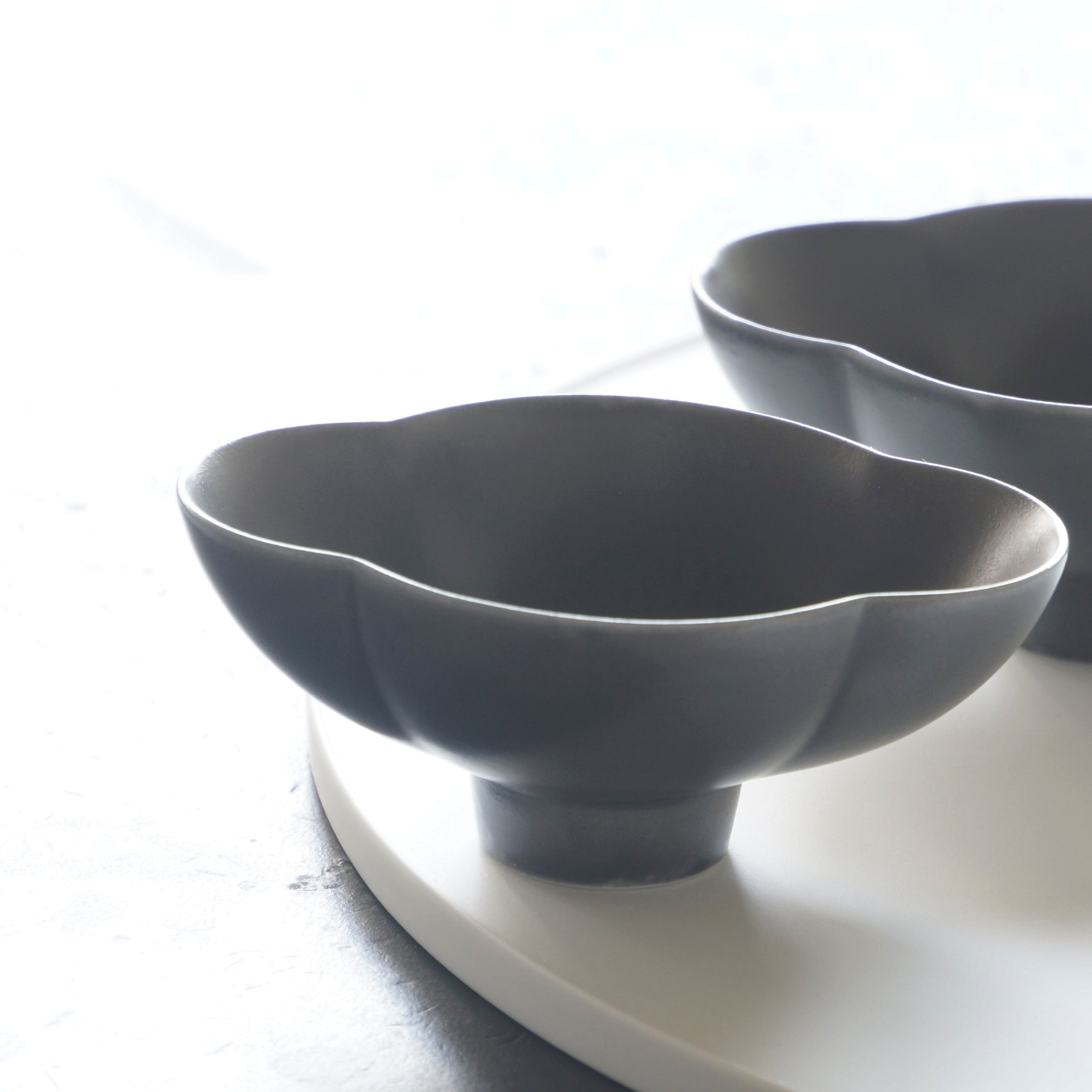 八方新氣 咖啡杯 茶杯 咖啡杯組 杯子款式 白瓷 陶瓷 茶具 茶器 茶壺 造型壺 藝術茶壺 造型杯 霧面 灰