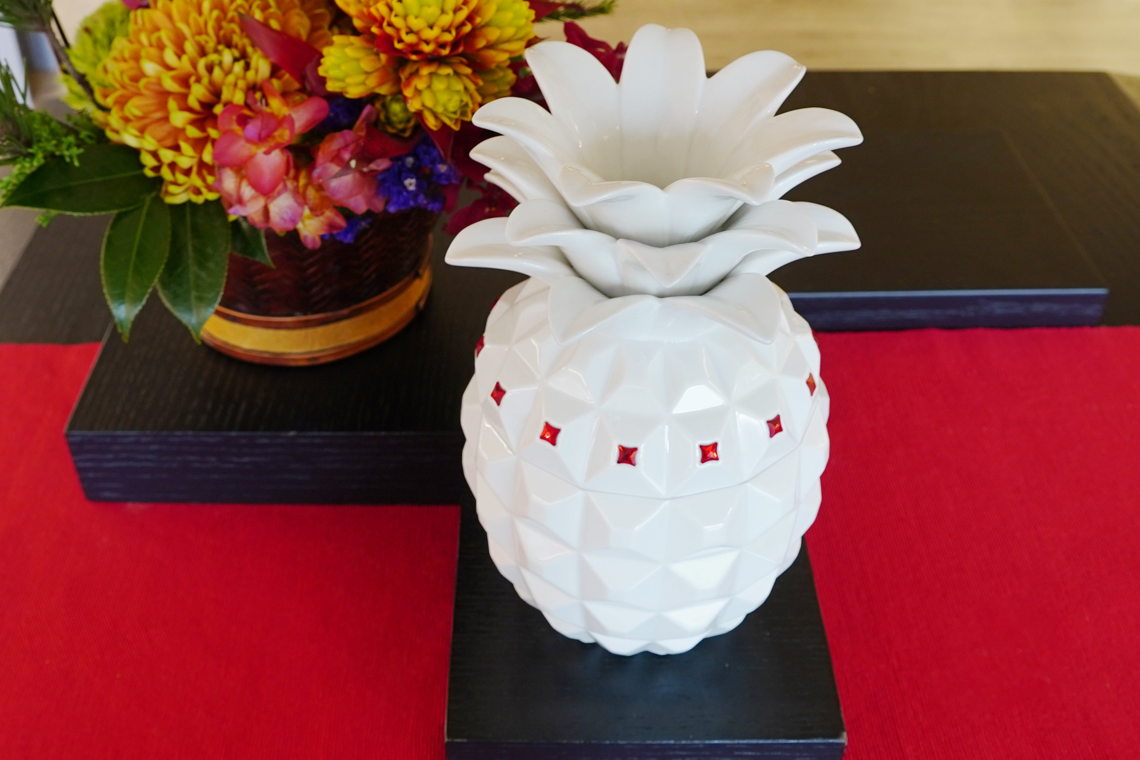 八方新氣 瓷器 送禮 福旺滿堂 陶瓷 收納罐 瓷罐 傳家寶 擺飾 禮物 糖果盒 鳳梨