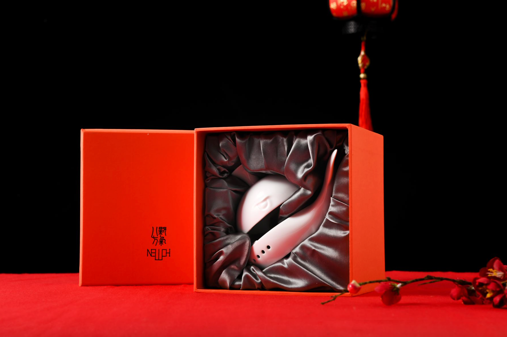 八方新氣 瓷器 送禮 有容乃大 香爐 陶瓷 收納盒 瓷盒 傳家寶 擺飾 禮物 糖果盒