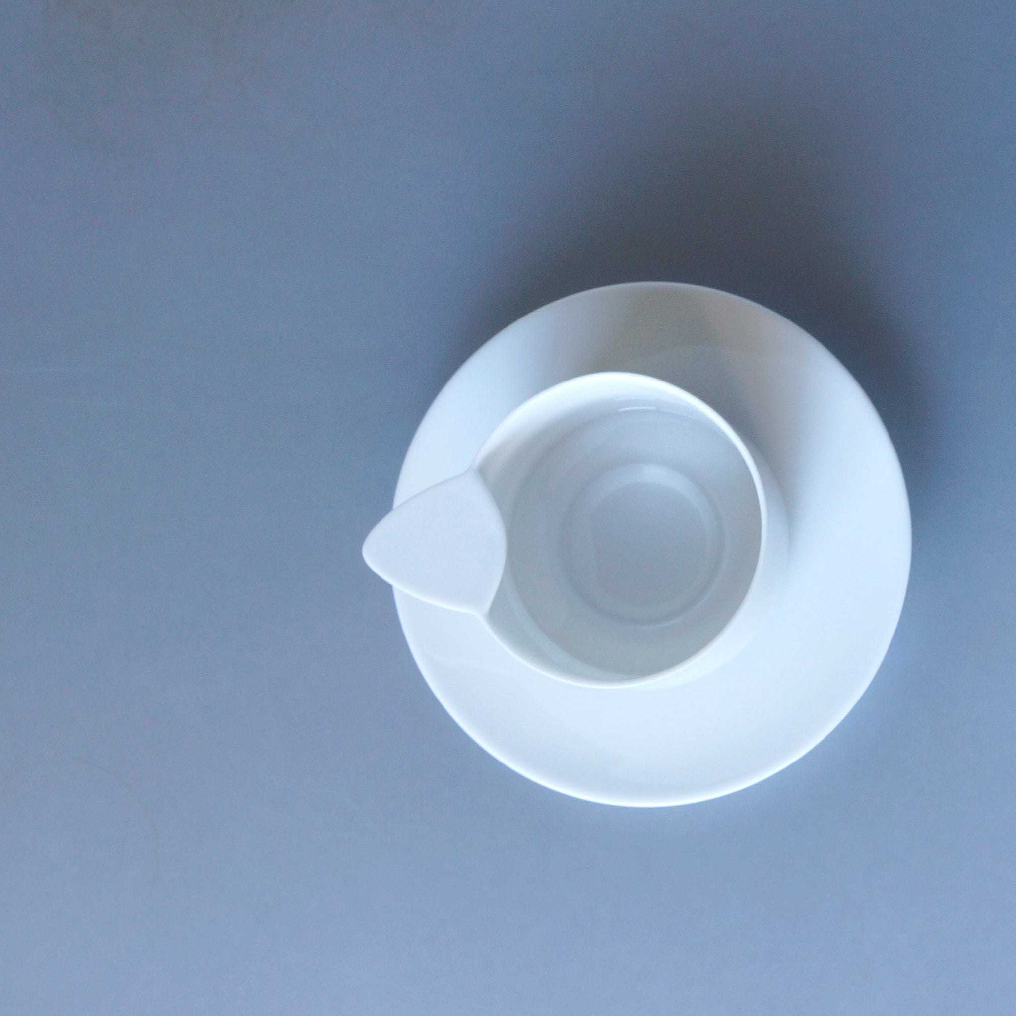 八方新氣 隱士 茶杯 咖啡杯 瓷器 杯子 亮面 白色 茶具 茶器 造形杯