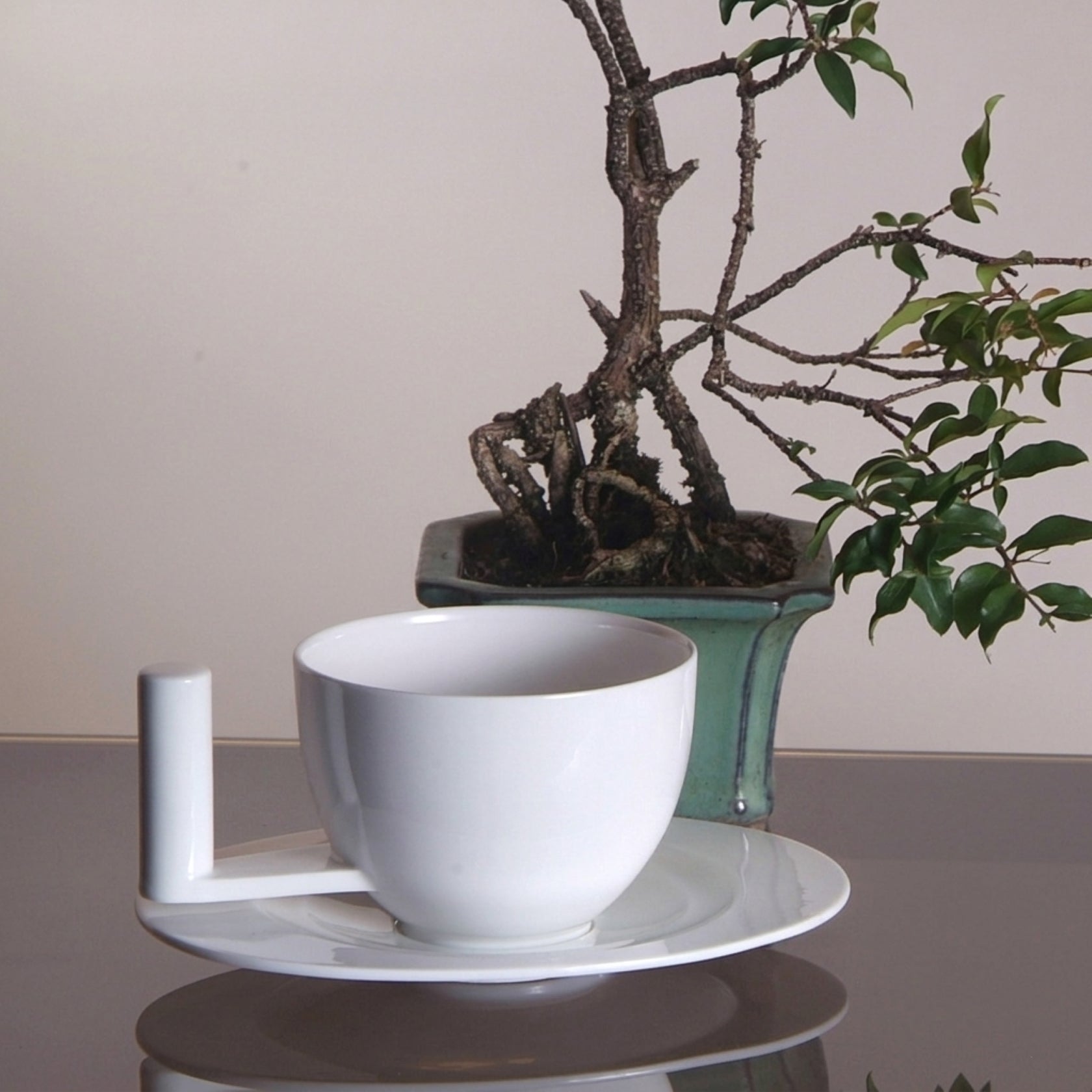 八方新氣 靜思 咖啡杯 茶杯 瓷器 杯子 亮面 白色 茶具 茶器 把手 造形杯 杯子款式