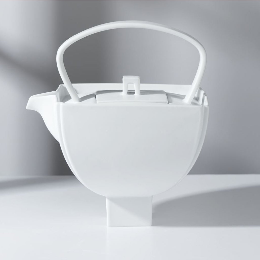 四季壺作品側面照|高足四方設計茶壺