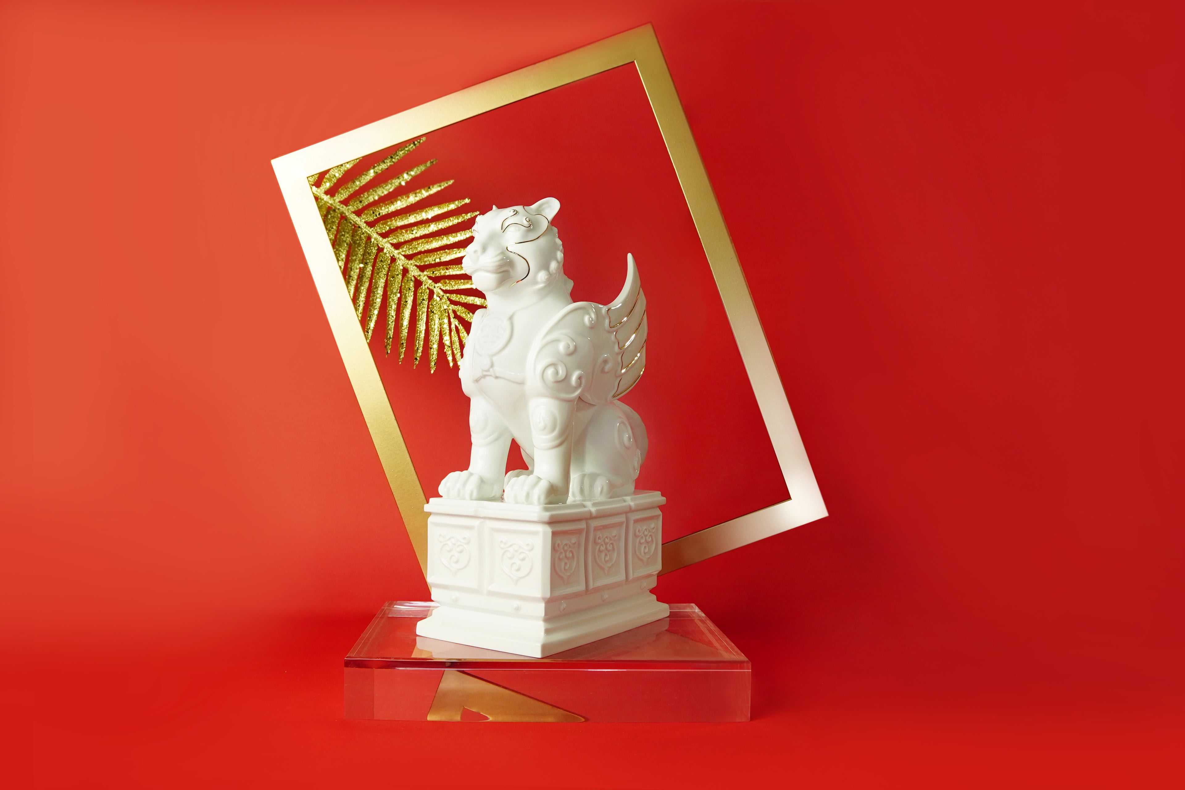 八方新氣 天意必得 生肖虎 瓷偶 陶瓷擺飾 升遷禮物 白瓷 禮物 印章 玉璽 居家生活