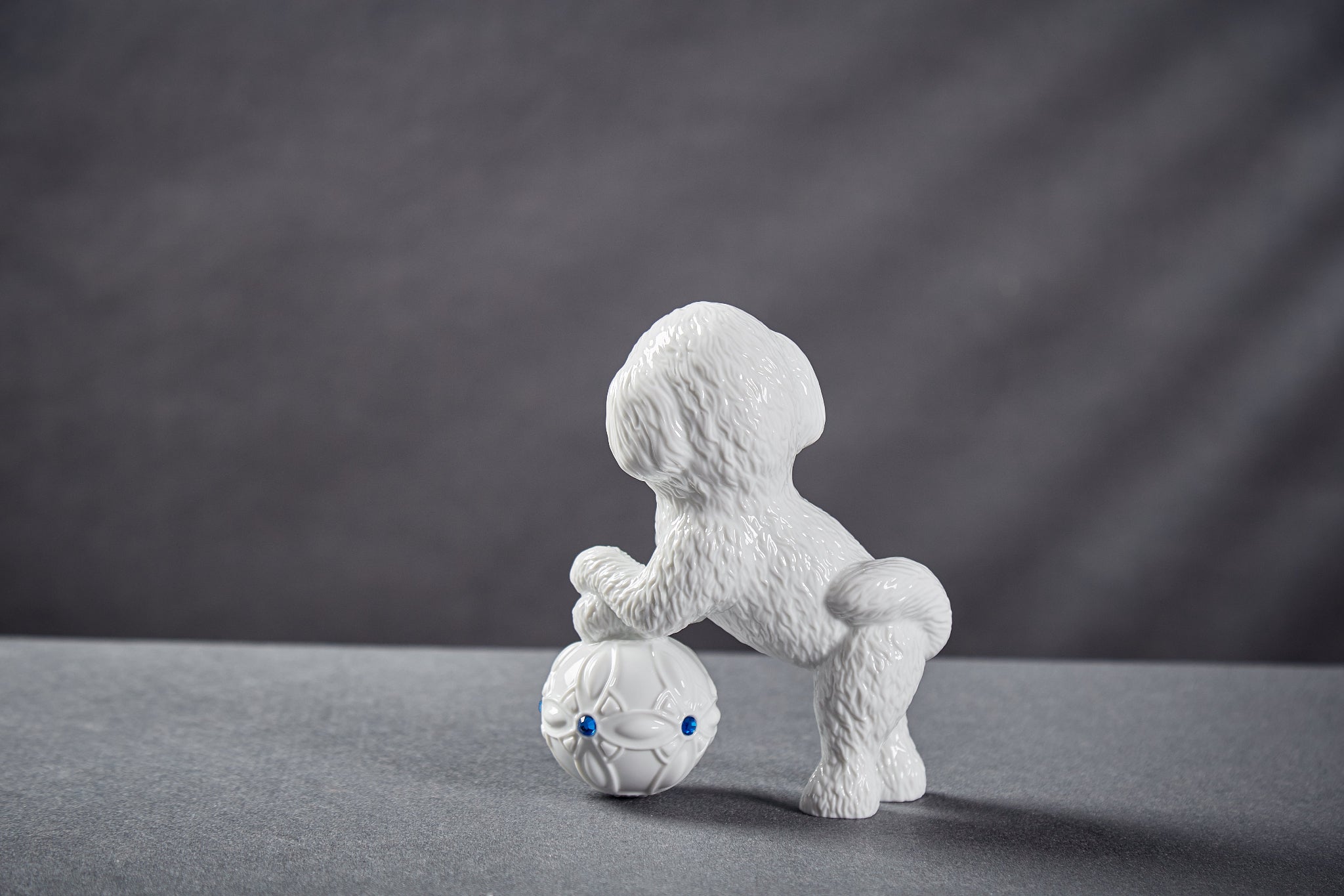 八方新氣 生肖狗 喜旺圓滿 瓷偶 瓷器 擺飾 白瓷 禮物 藍