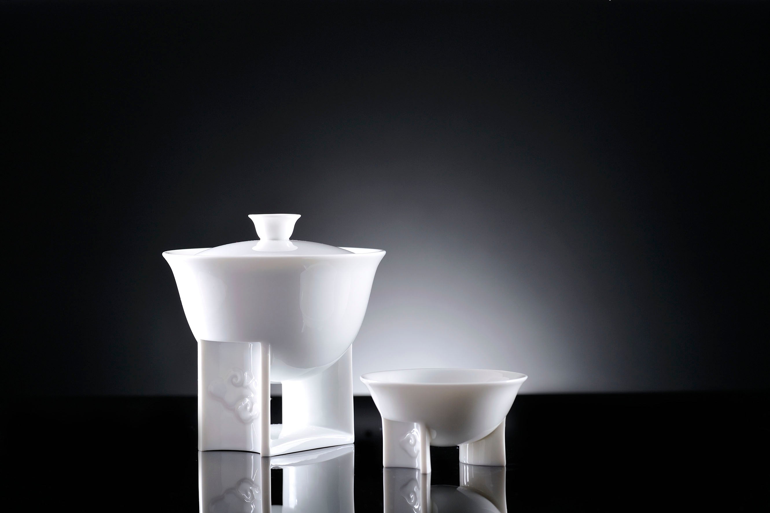 如意雲遊蓋杯茶杯組 – 八方新氣藝術白瓷