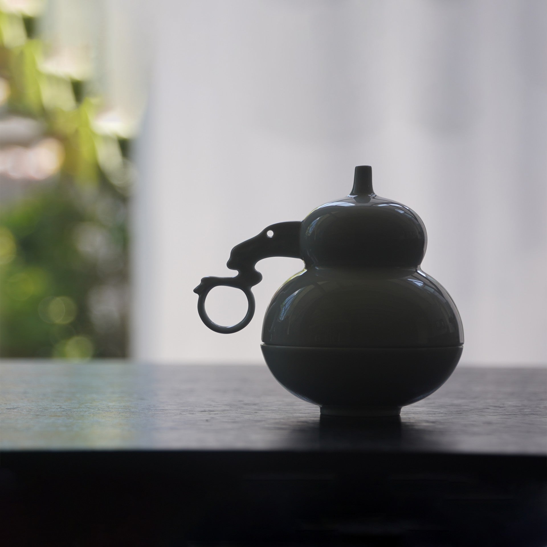 Bright Moon – Transformable Porcelain Tea Cup