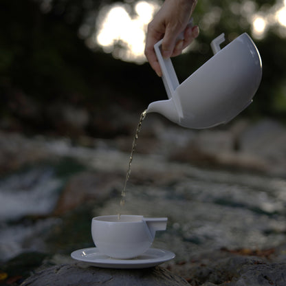 海量茶具組居家陳列｜適合茶席與咖啡分享的白瓷收藏