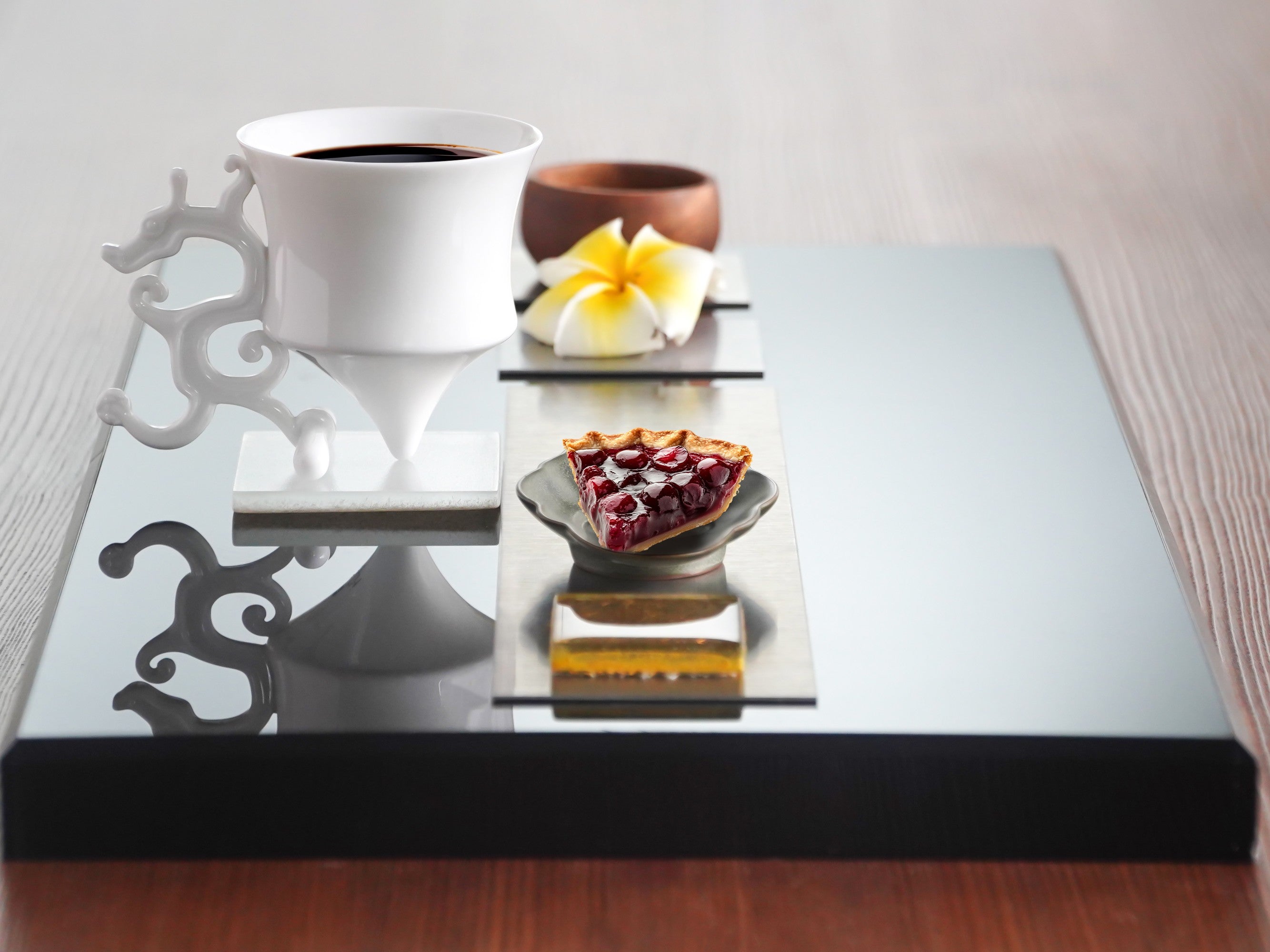 龍尊 廚房餐桌 茶杯 荼具 白瓷 王俠軍 八方新氣 咖啡杯