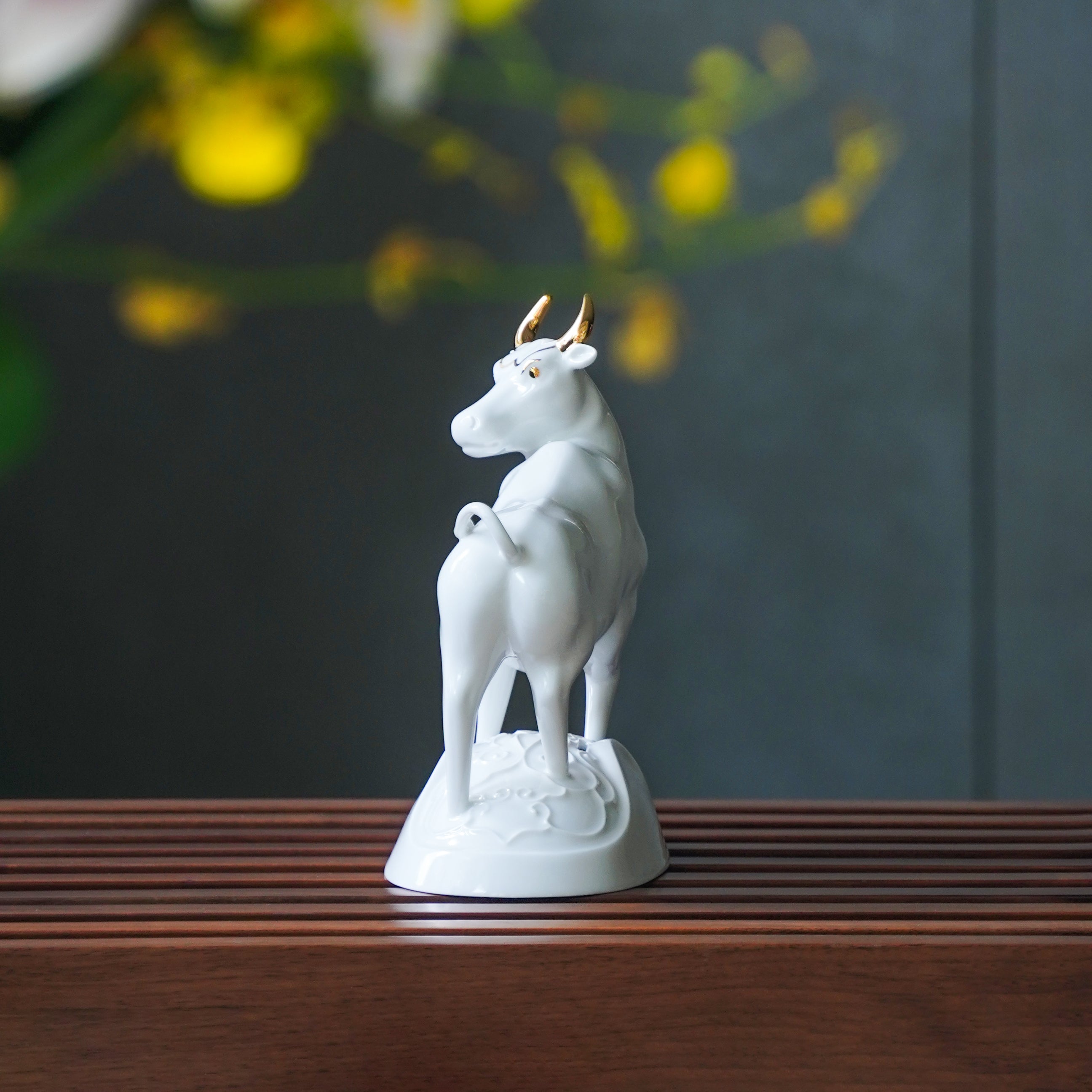 福田四季春 擺飾 生肖牛 家飾品 居家生活 白瓷