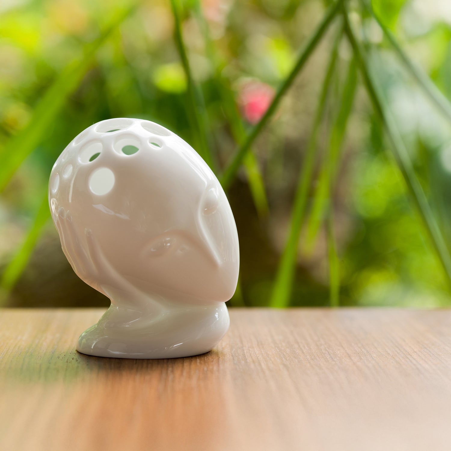 八方新氣 藝術瓷器 筆筒 王俠軍 典藏 筆筒 忘憂 花架 花瓶 花器 造形花瓶 居家生活