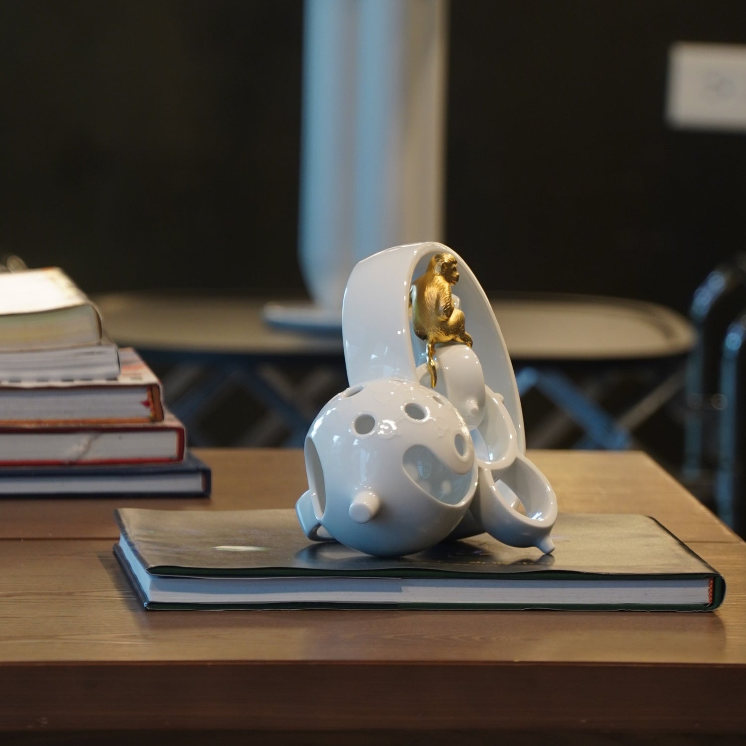 八方新氣 筆筒 大順 生肖猴 花架 花瓶 花器 造形花瓶 居家生活 造形藝術