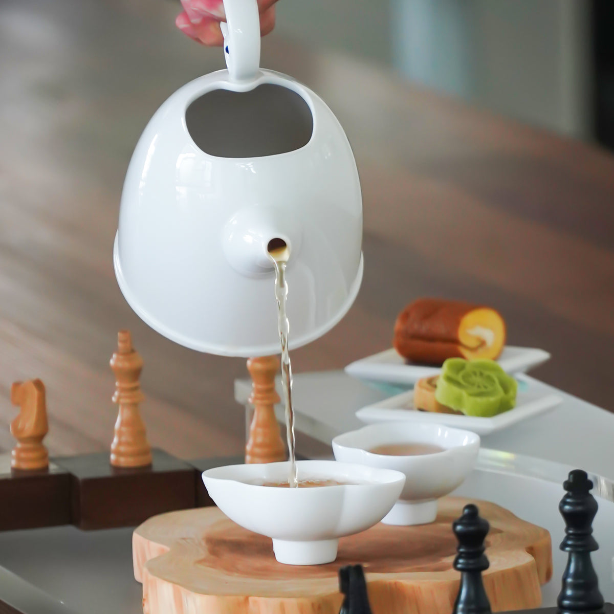 雲享壺杯組擺拍｜中秋茶席禮盒設計｜白瓷茶器送禮收藏