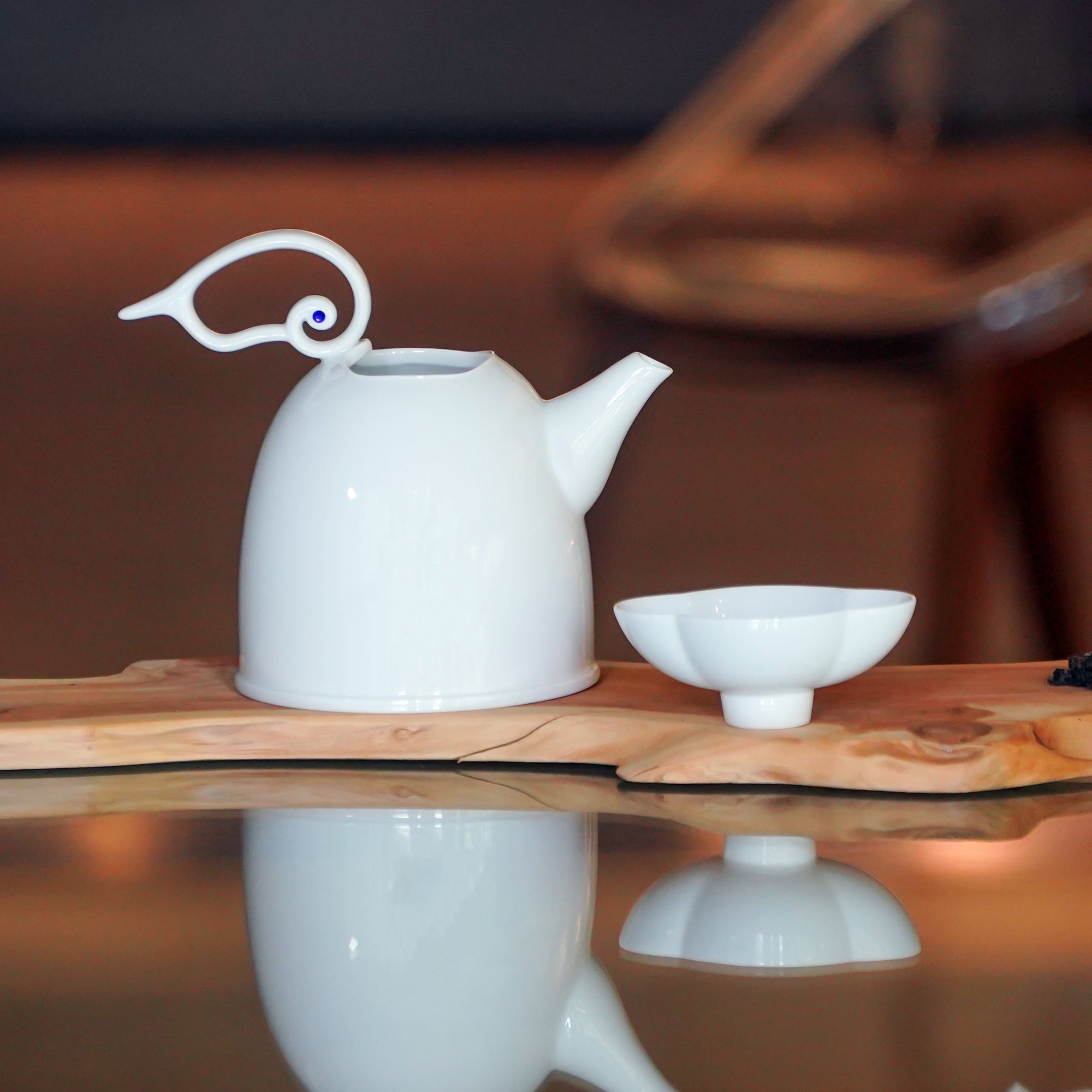 雲享茶具組｜純白瓷壺搭配雲形茶杯｜中秋送禮高端瓷器推薦