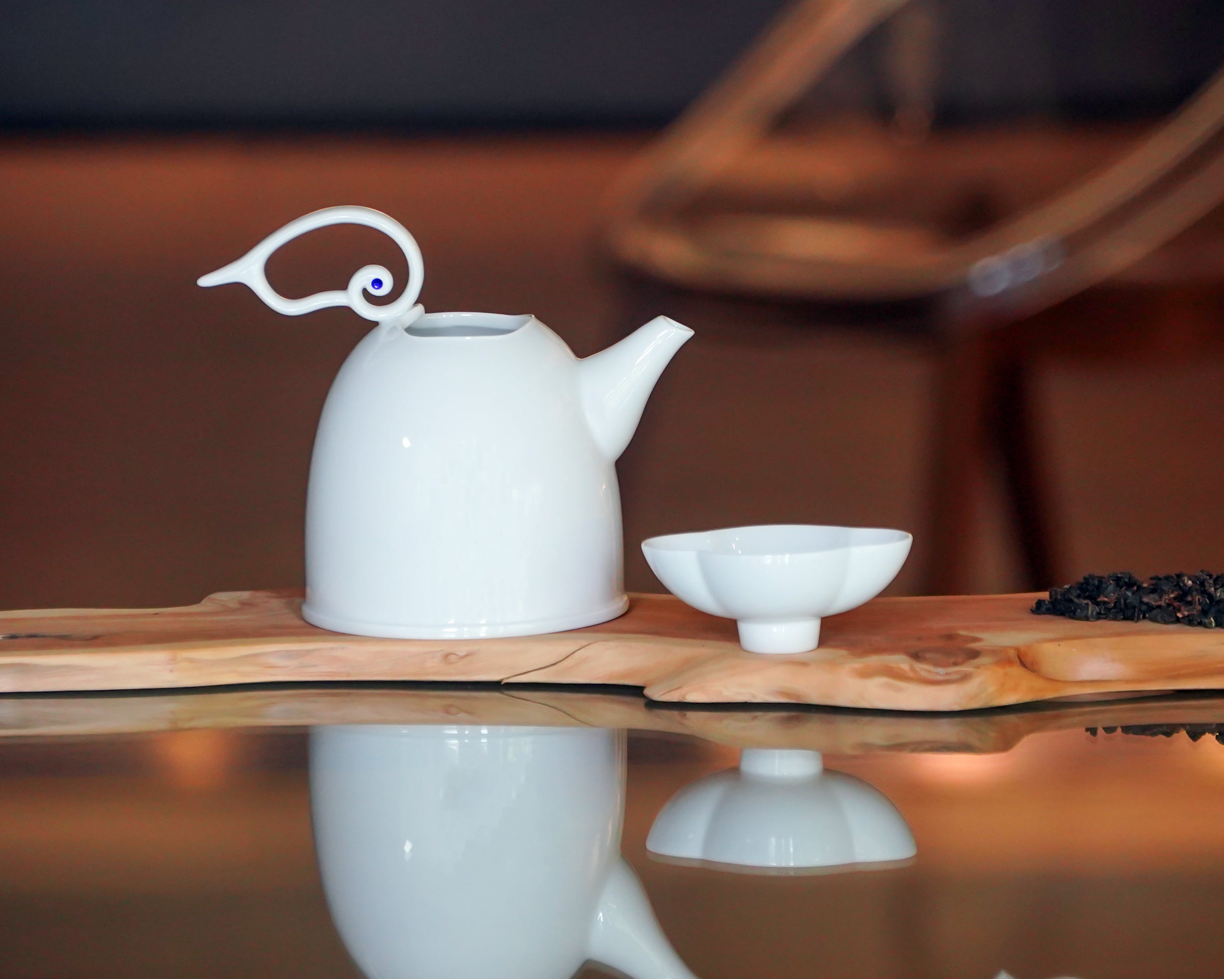 雲享茶具組｜純白瓷壺搭配雲形茶杯｜中秋送禮高端瓷器推薦