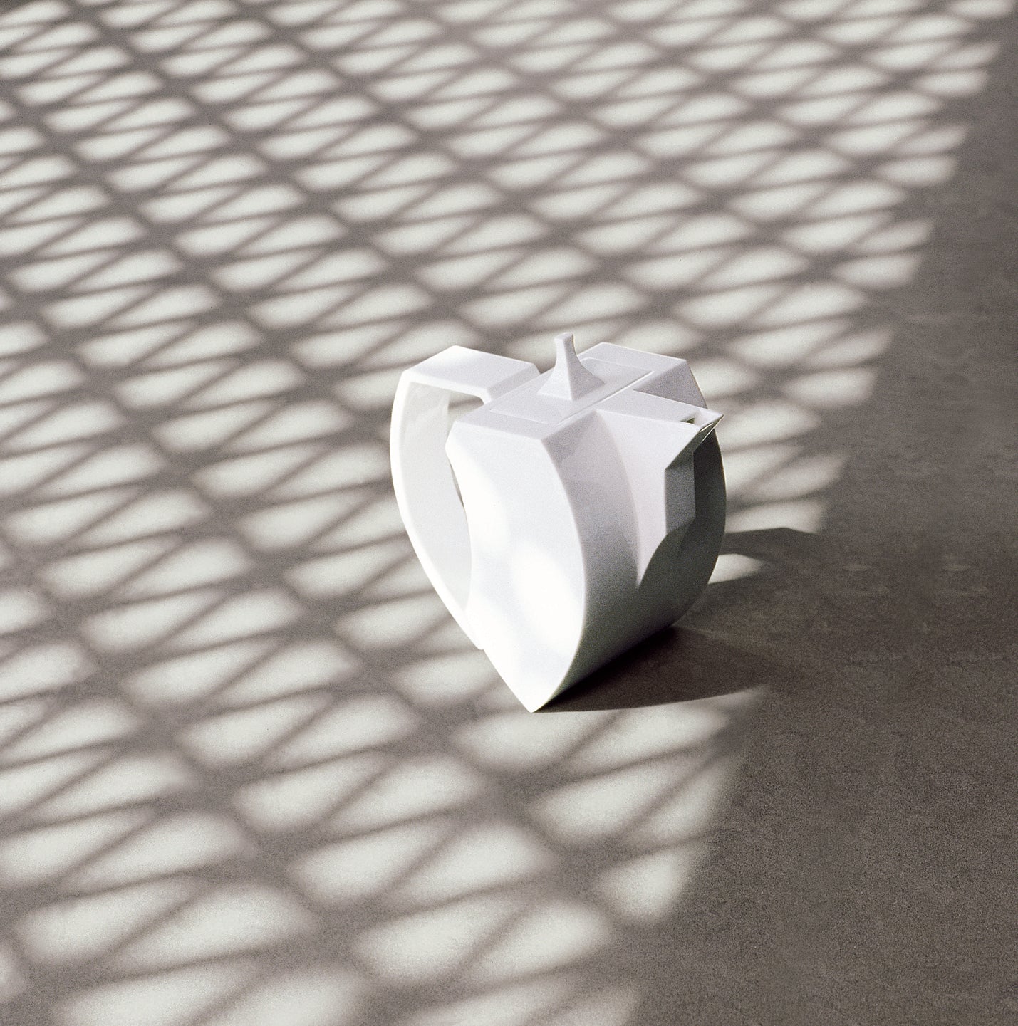 形影 白瓷壺 造形壺 不對稱壺身