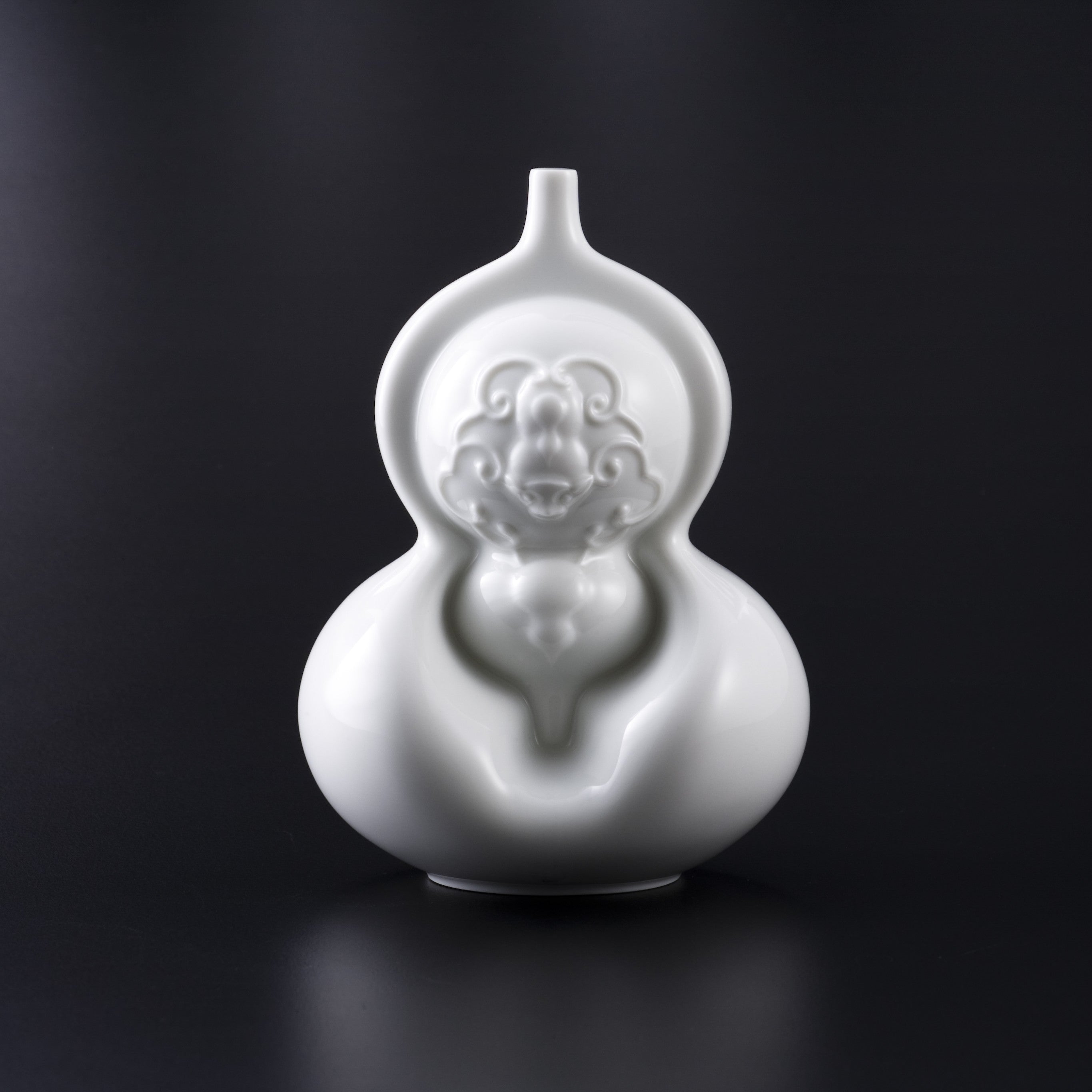 王俠軍 藝術瓷器 幸福久久 居家生活 品味禮贈 擺飾 九隻蝙蝠