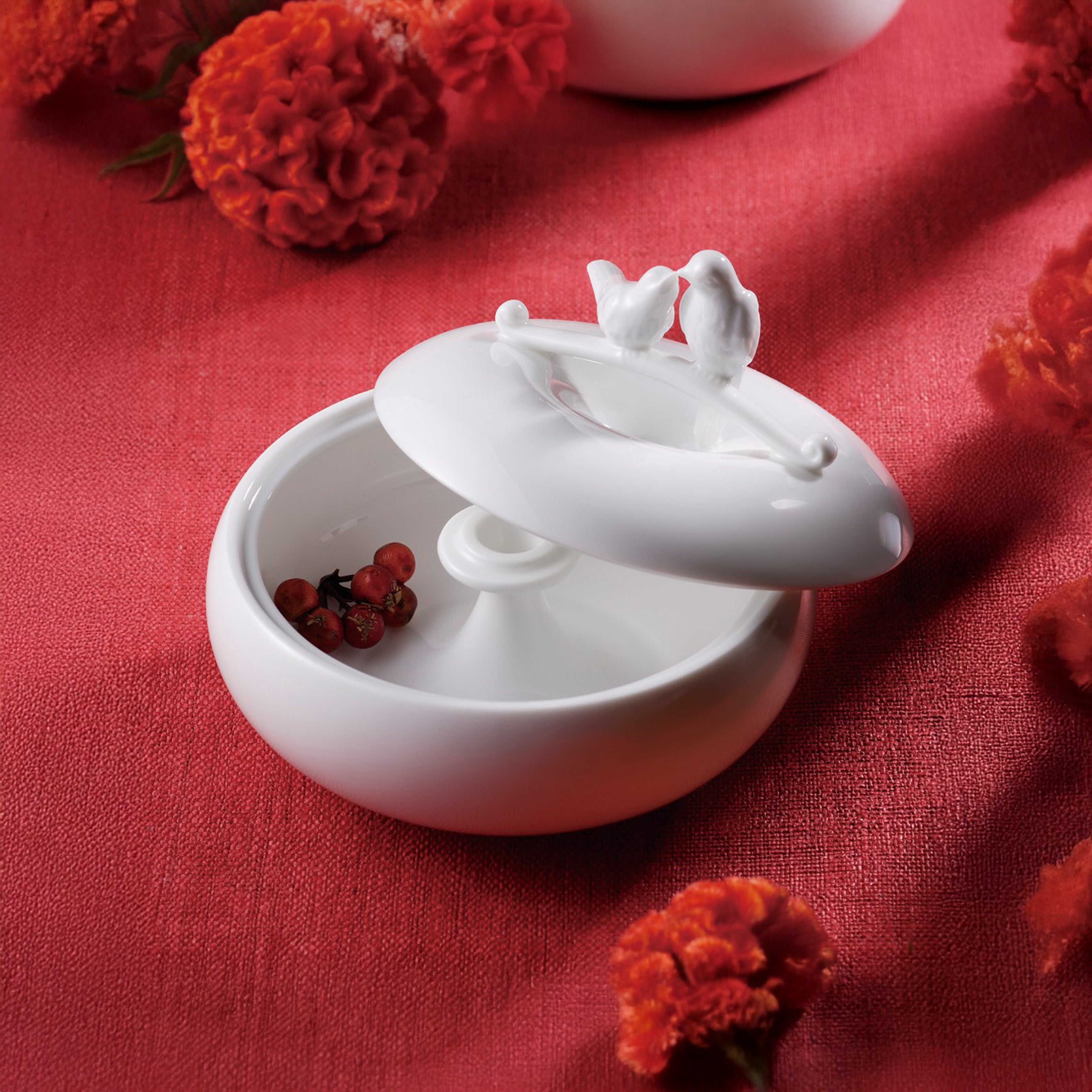 八方新氣 王俠軍 盒 喜鵲 白色 珠寶盒 圓形 真情 陶瓷收納盒 居家生活