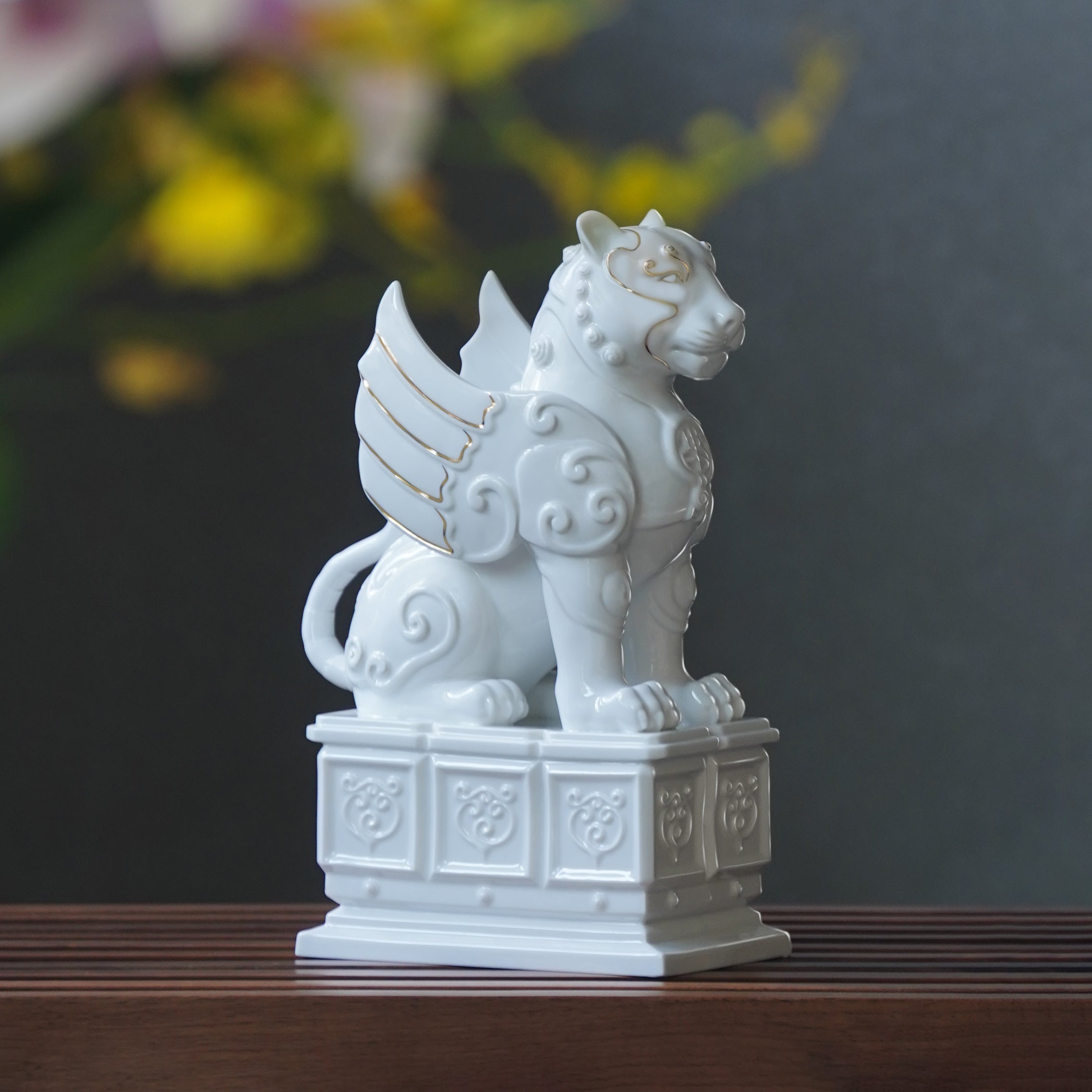 八方新氣 天意必得 生肖虎 瓷偶 陶瓷擺飾 升遷禮物 白瓷 禮物 印章 玉璽 居家生活