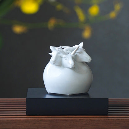 家居生活 八方新氣 生肖羊 三羊開泰 瓷偶 瓷器 擺飾 白瓷 禮物 印璽 印章 