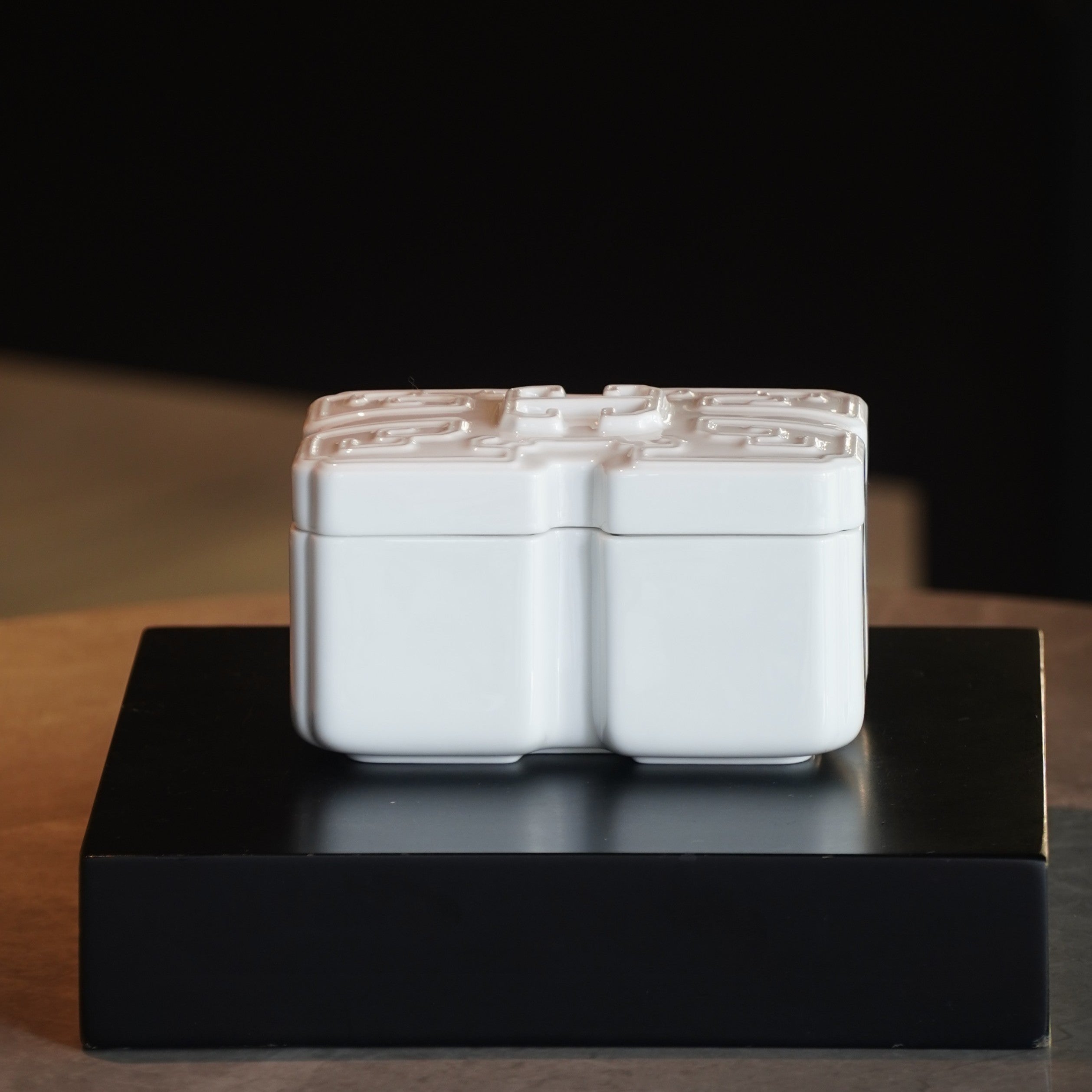 八方新氣 吉壽年年 瓷盒 傳家寶 擺飾 禮物 收納盒 白瓷 家居生活 家飾品