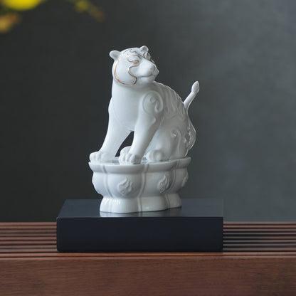 八方新氣 達觀 生肖虎 白瓷 瓷偶 擺飾 居家生活