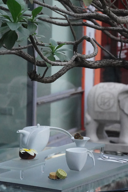 八方新氣王俠軍設計瓷器 白瓷咖啡茶壺杯組 以台灣藍鵲為靈感 夏越眺香 居家生活