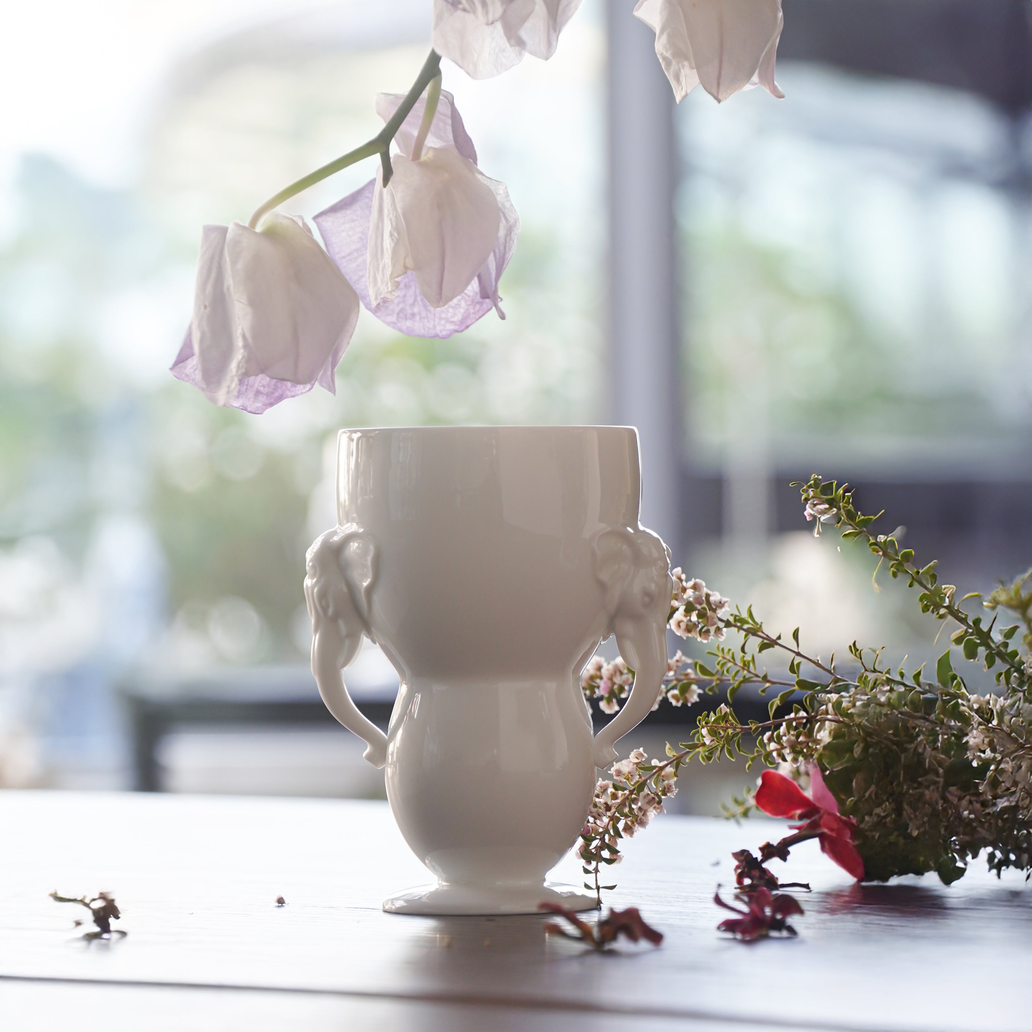 八方新氣 瓷器 送禮 大象 對杯 杯子 白色 居家生活 把手杯