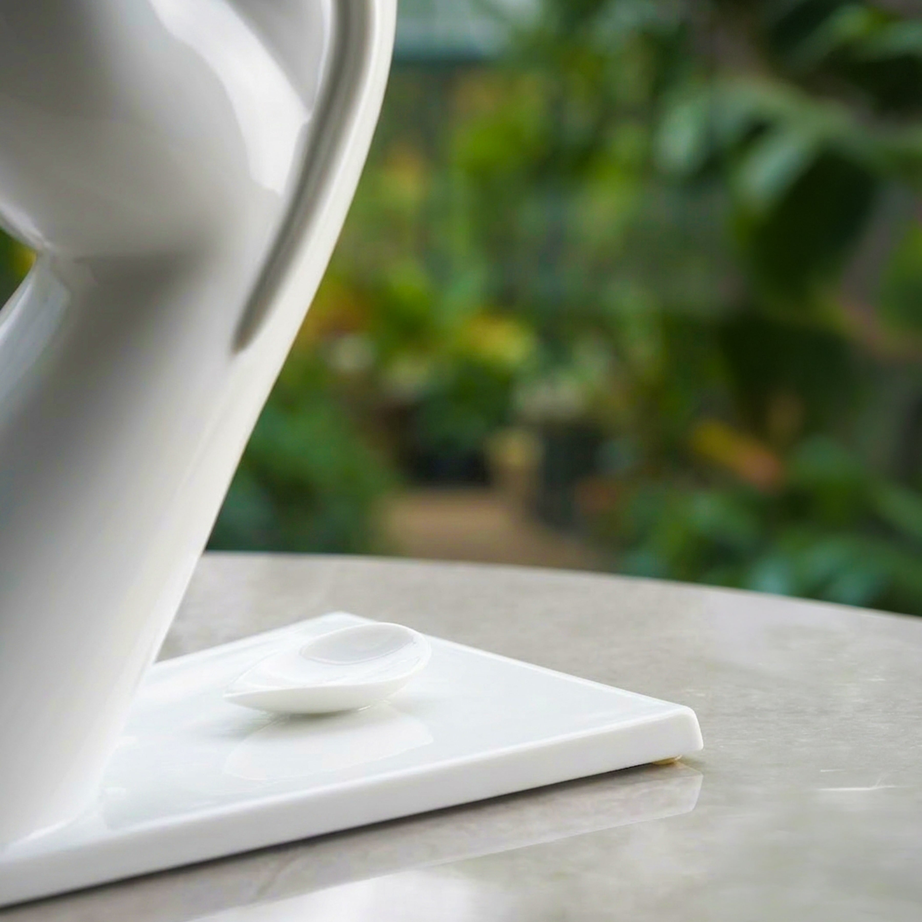 大慈飄香 白瓷花器 佛手拈蓮 禪意擺飾 八方新氣 NewChi Porcelai 局部 限量