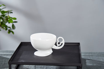 茶杯葫蘆把手與杯底凹痕設計特寫｜燒製工藝展現