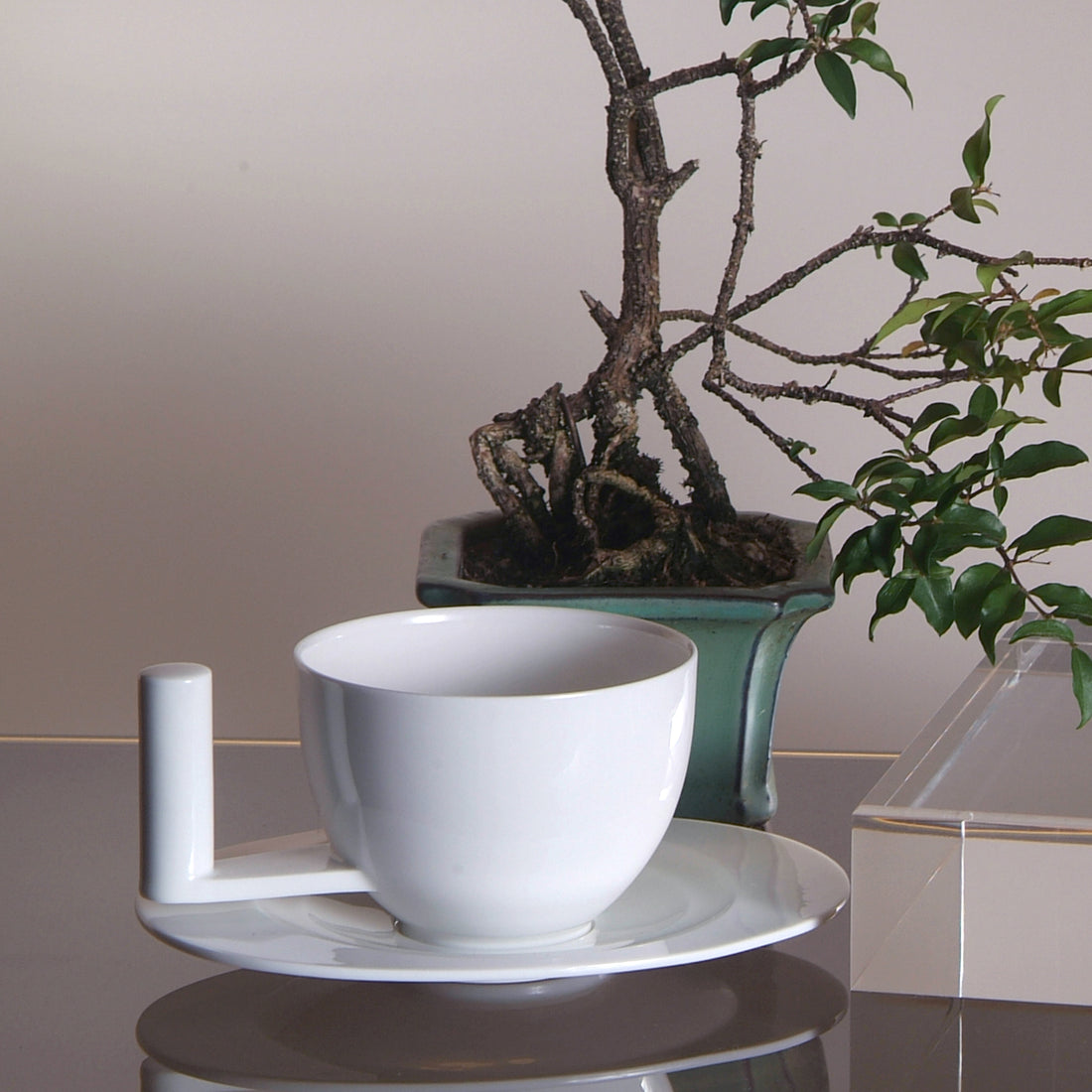八方新氣 靜思 咖啡杯 茶杯 瓷器 杯子 亮面 白色 茶具 茶器 把手 造形杯 杯子款式