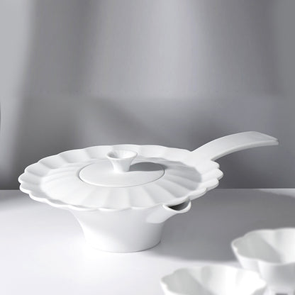 王俠軍設計作品《山水情深》，展現山水氣勢