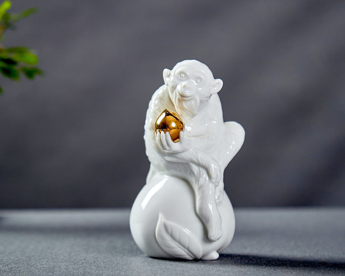 八方新氣 猴 瓷偶 福壽兩全 瓷器 生肖擺飾 印璽 印章 白瓷 禮物