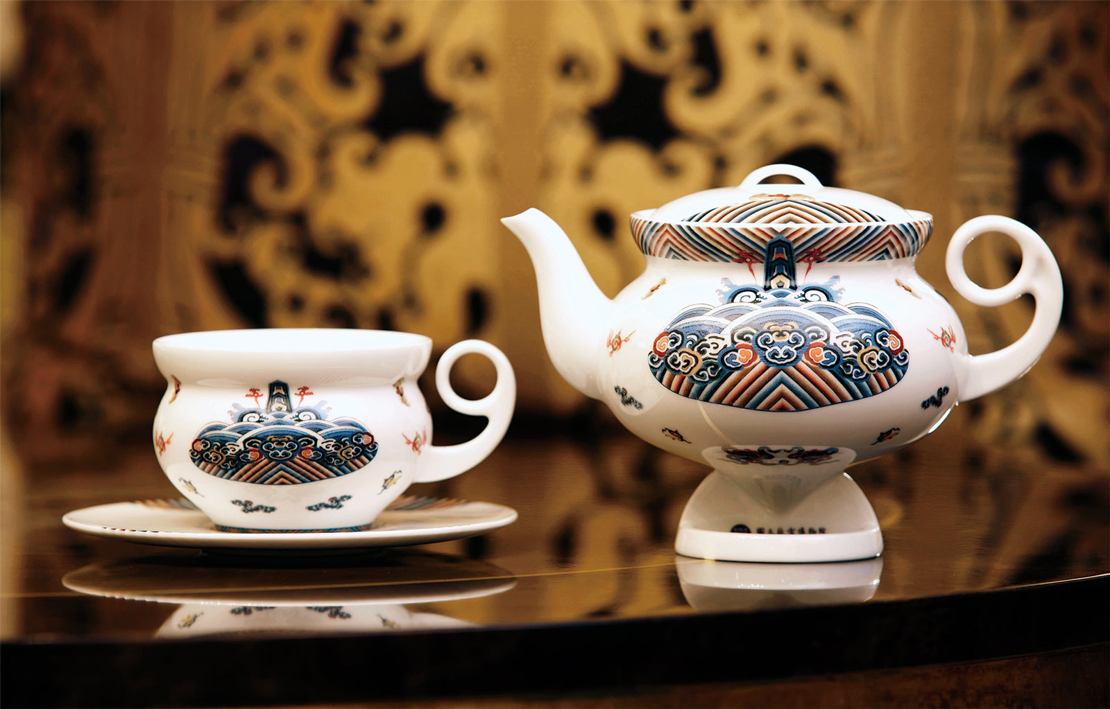 八方新氣 故宮 清香 江山匯 茶具 茶杯組 瓷器 茶壺